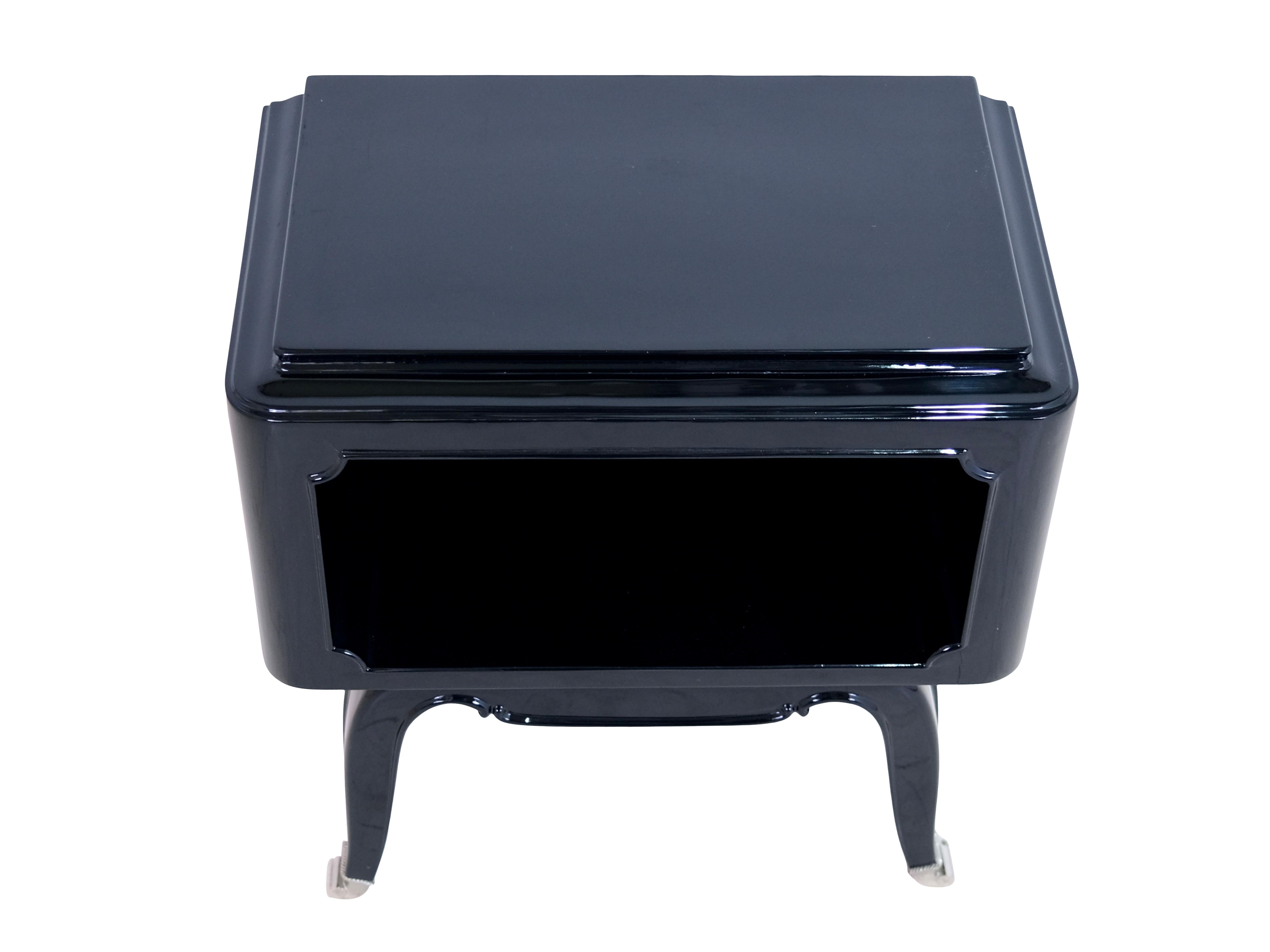 Mid-20th Century Set of 2 1930s French Art Deco Open Night Stands in Black Piano Lacquer For Sale