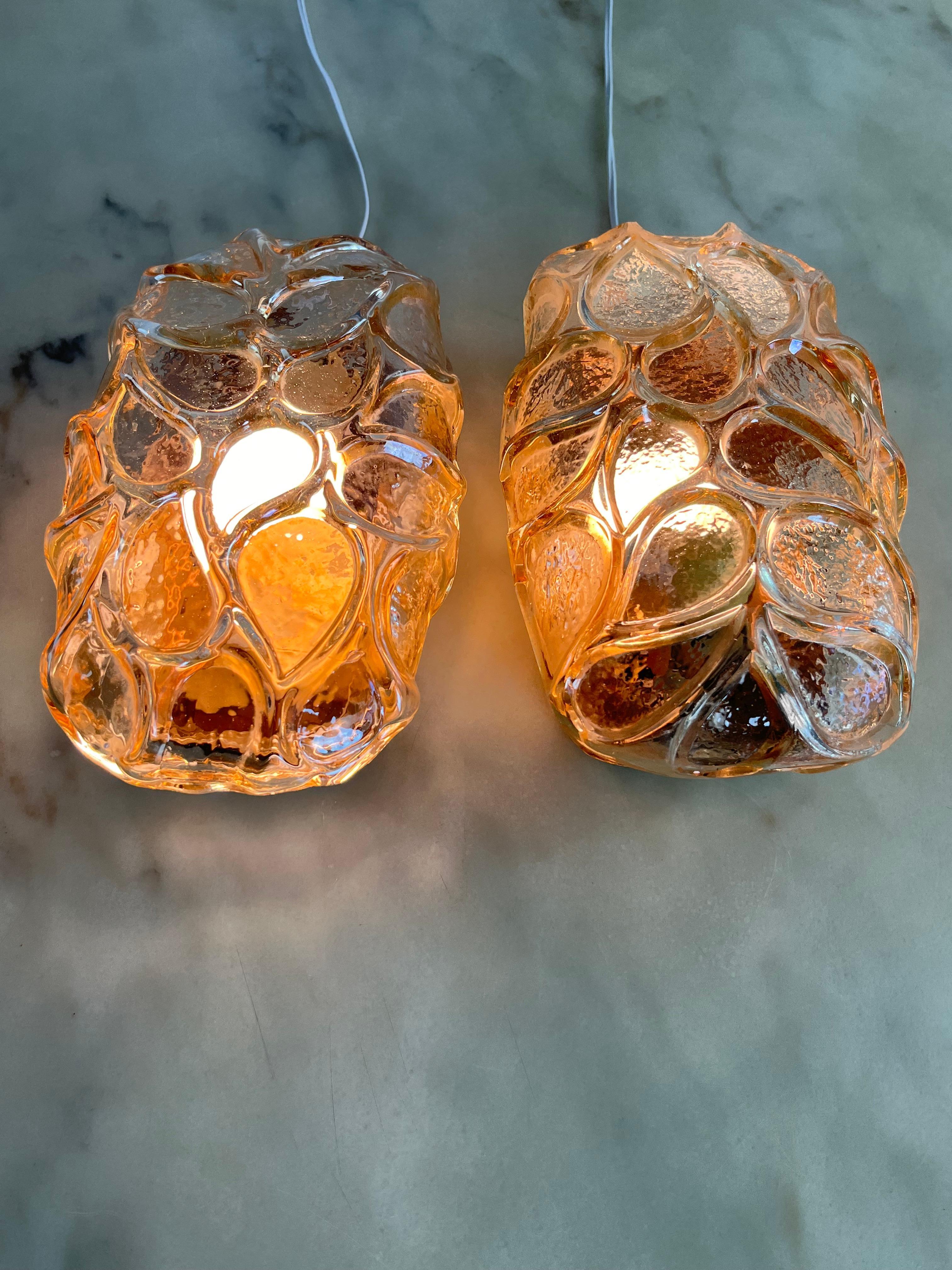 Juego De 2 Lámparas De Pared De Cristal Miel De Los Años 40 en venta 5