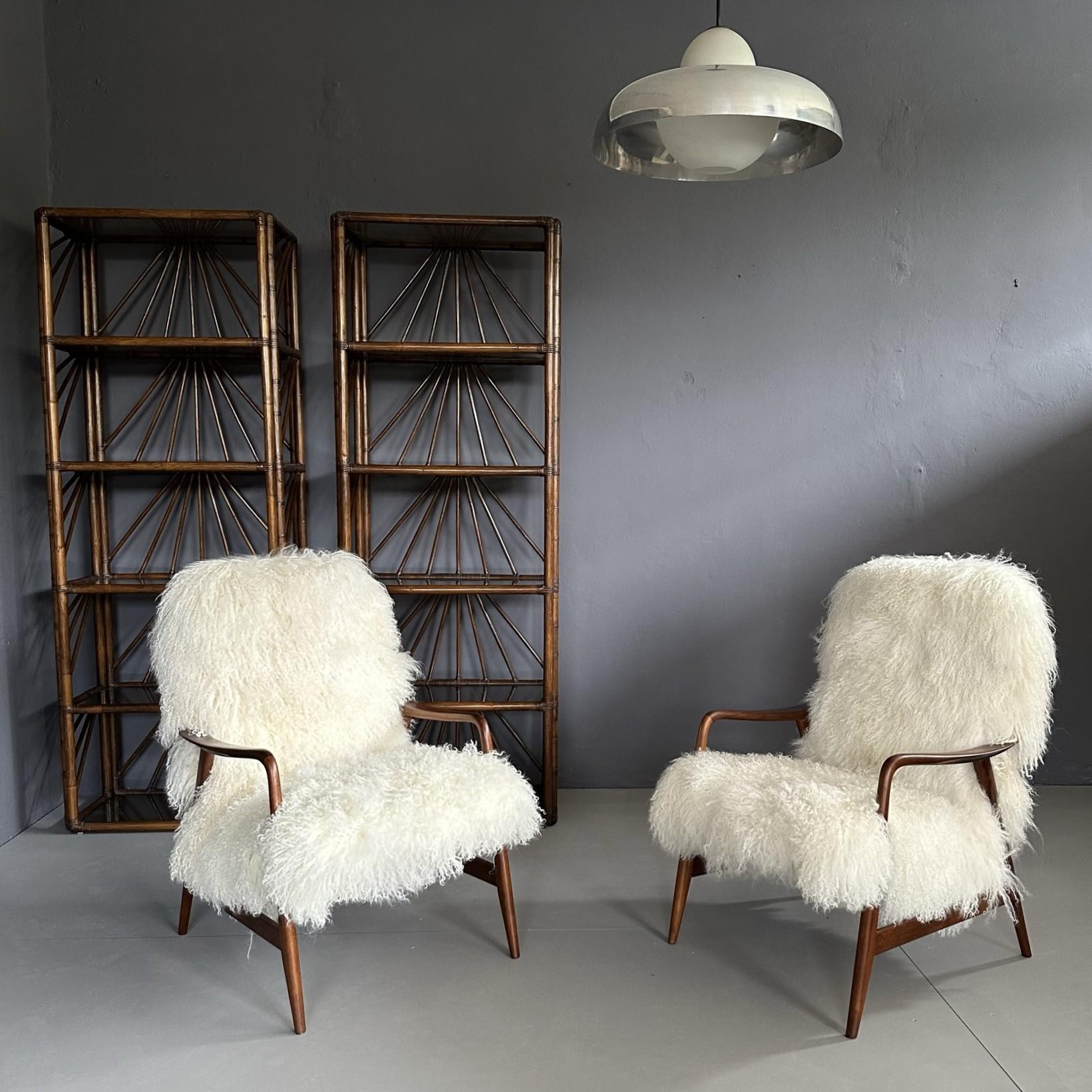 Set of 2 1950s Danish armchairs by Alf Svensson for Dux, teak and goat hair  For Sale 8