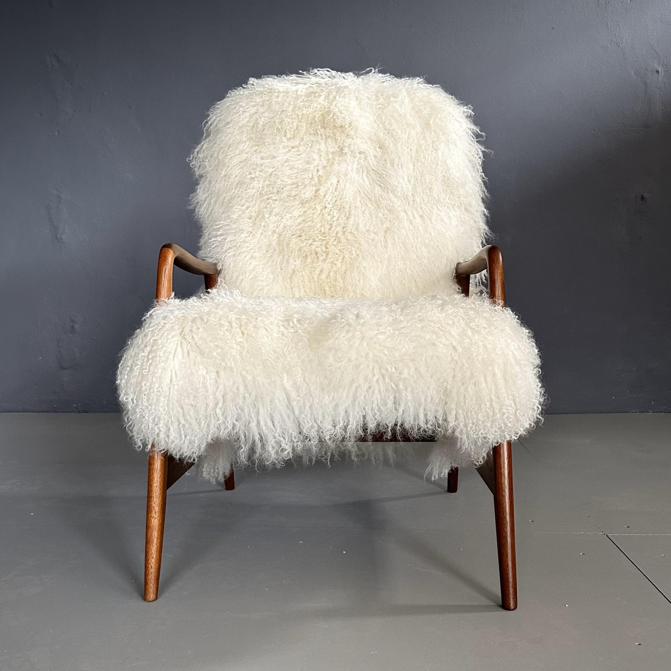 Set of 2 1950s Danish armchairs by Alf Svensson for Dux, teak and goat hair  For Sale 2
