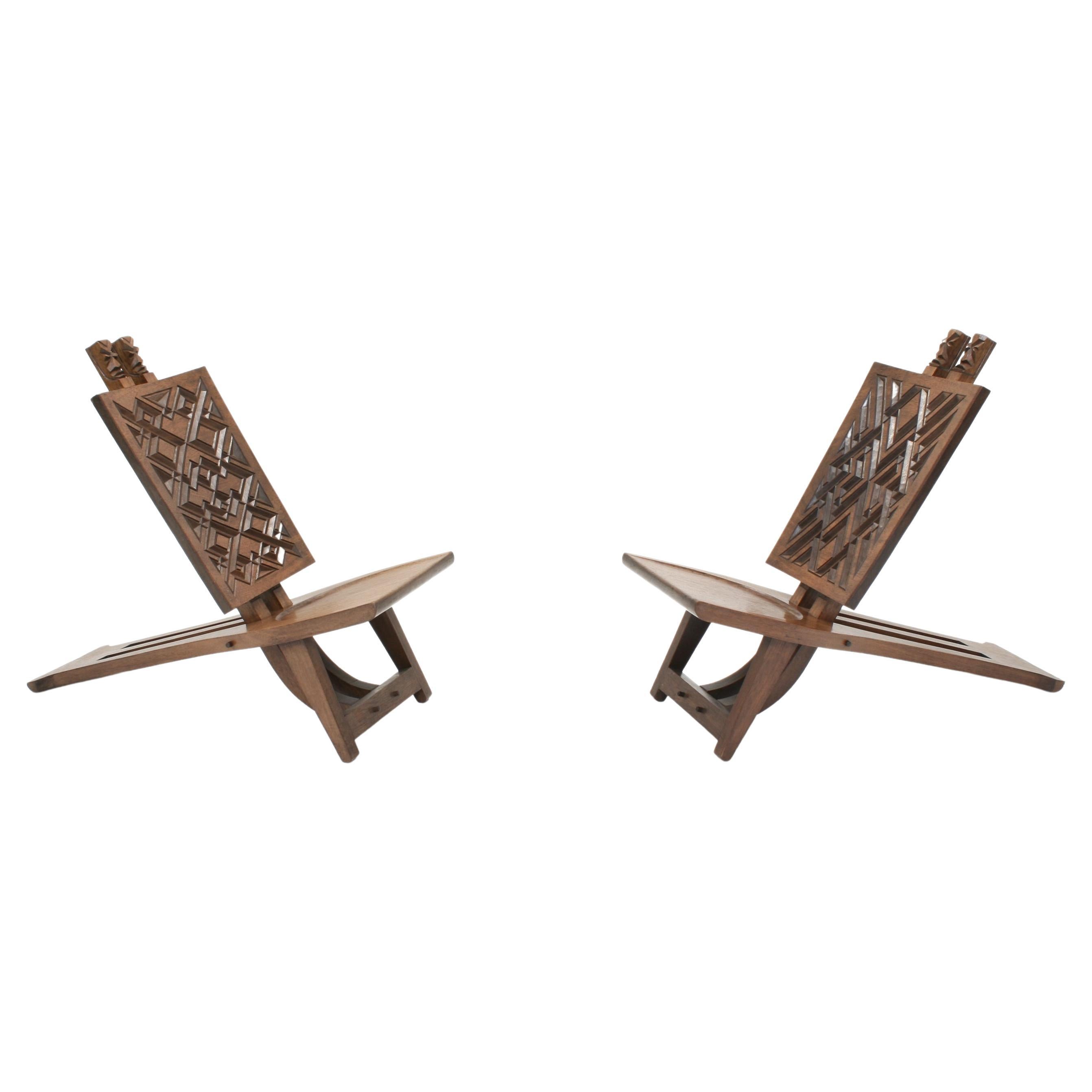 Set of 2 1960s Geometric Carved Low Slung Tribal Palaver Chief Chairs For Sale
