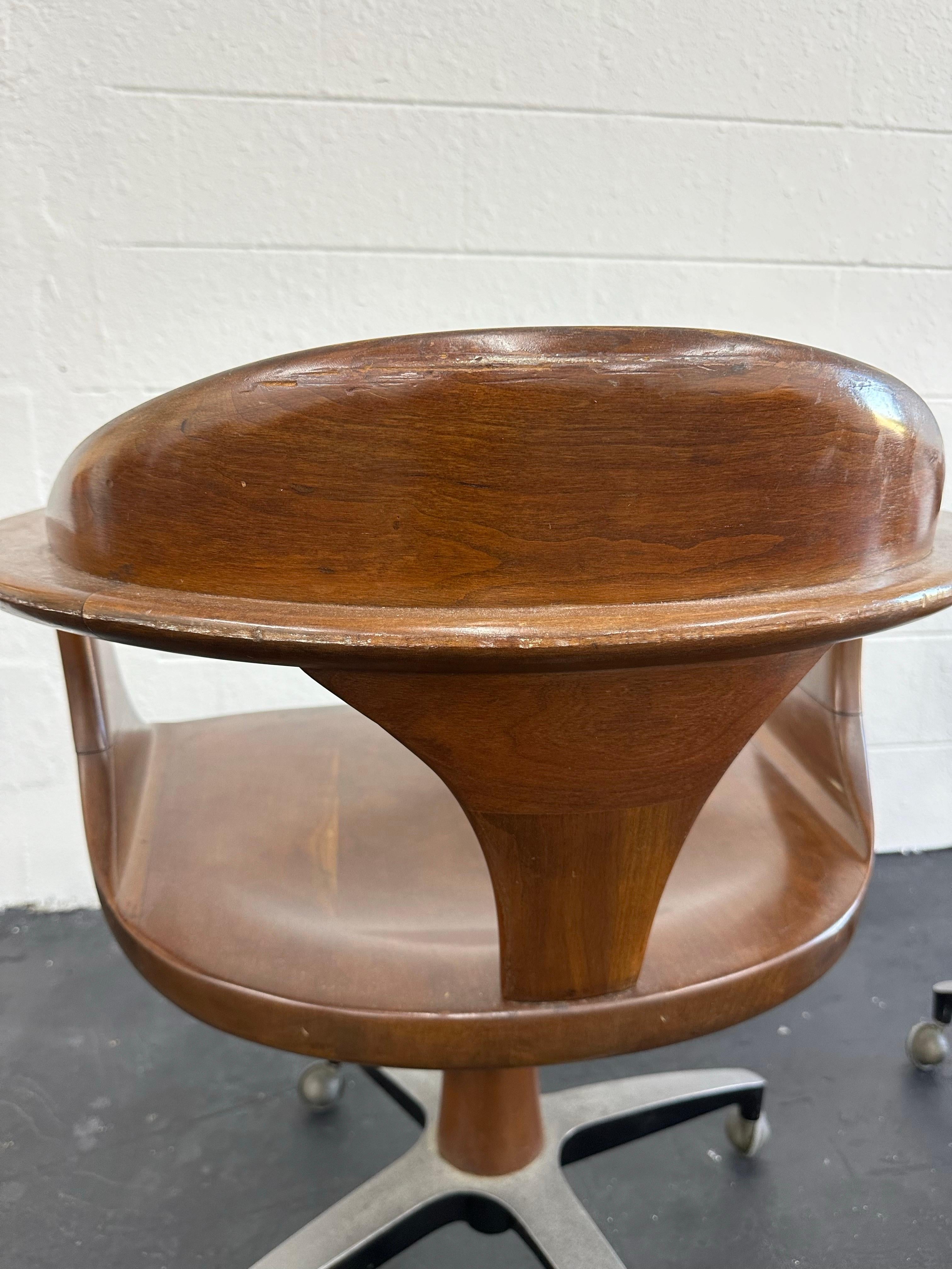 Set of 2 1960s Heywood Wakefield Cliff House Chairs 4