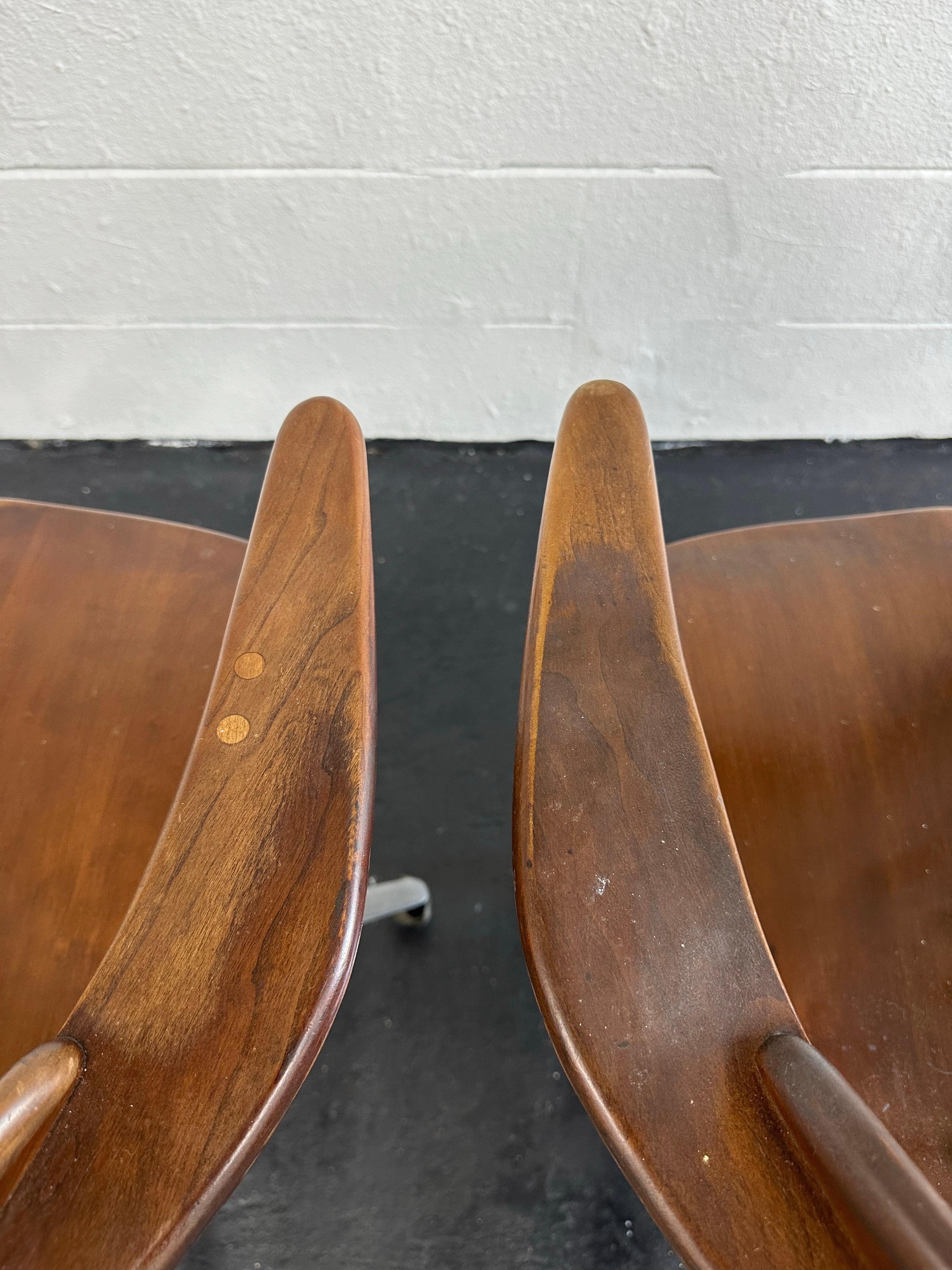 Set of 2 1960s Heywood Wakefield Cliff House Chairs 1