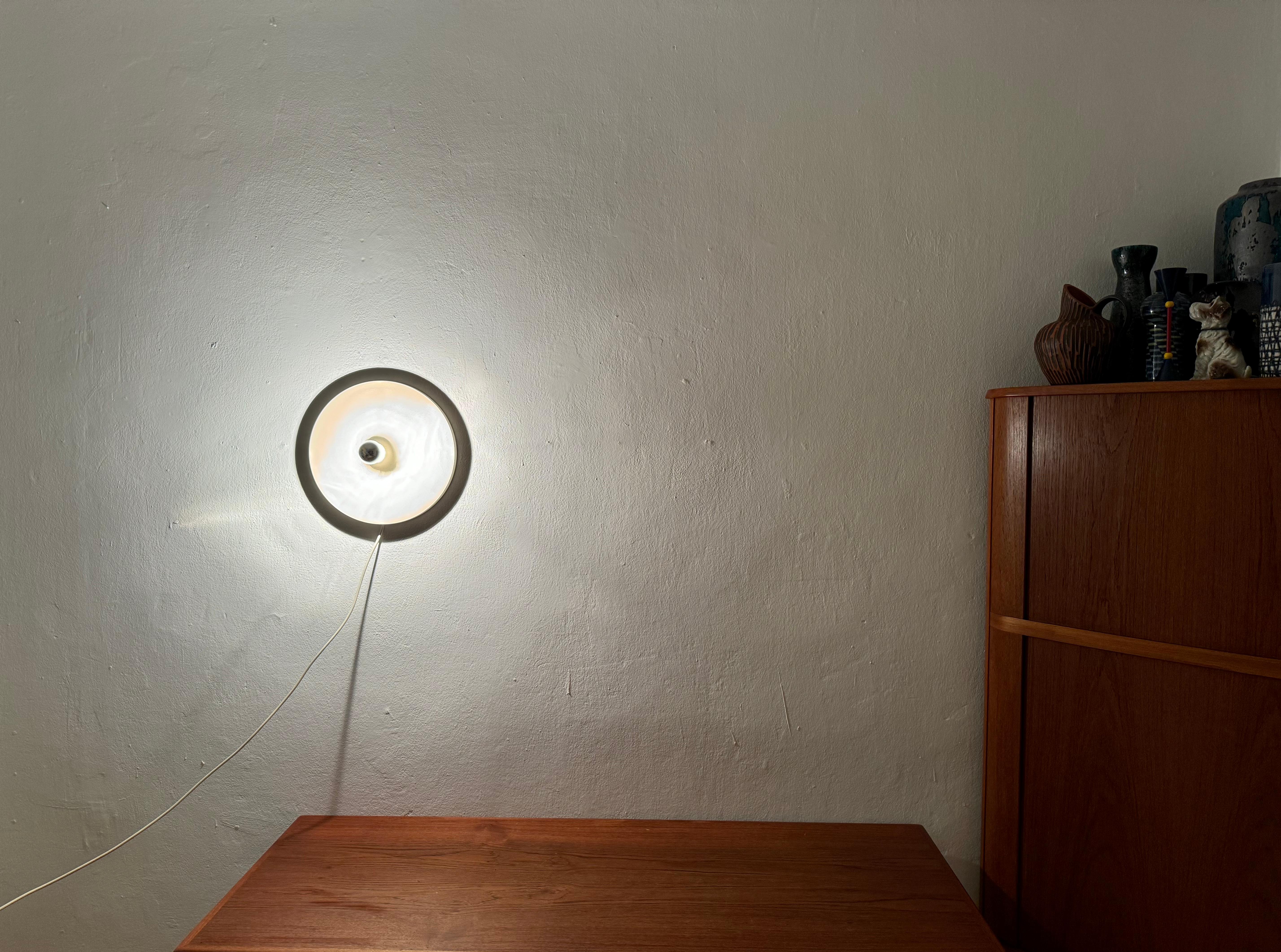 2er-Set 1970er Ufo-Wand- oder Deckenlampen von Cosack im Angebot 3