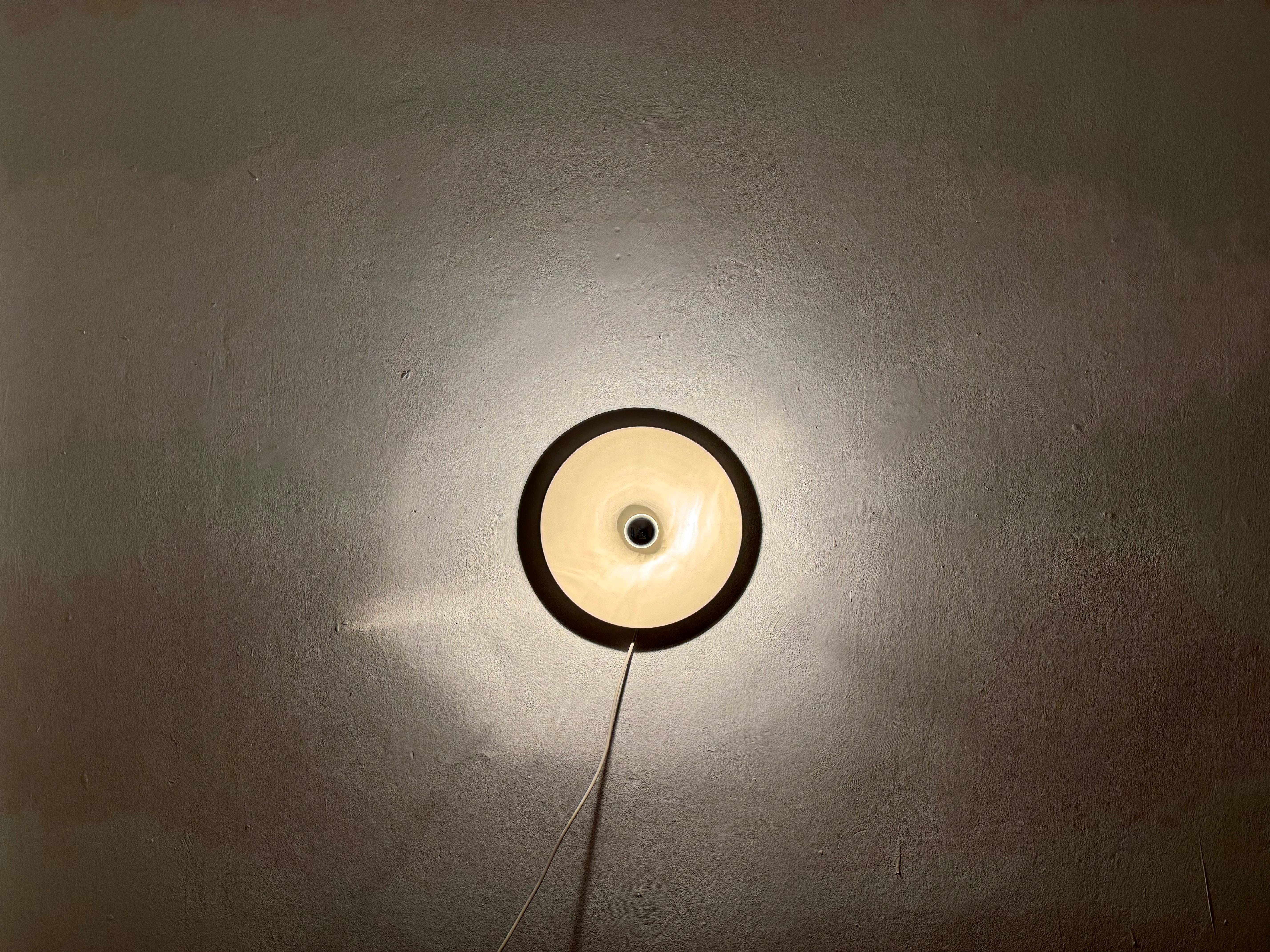 2er-Set 1970er Ufo-Wand- oder Deckenlampen von Cosack im Angebot 1