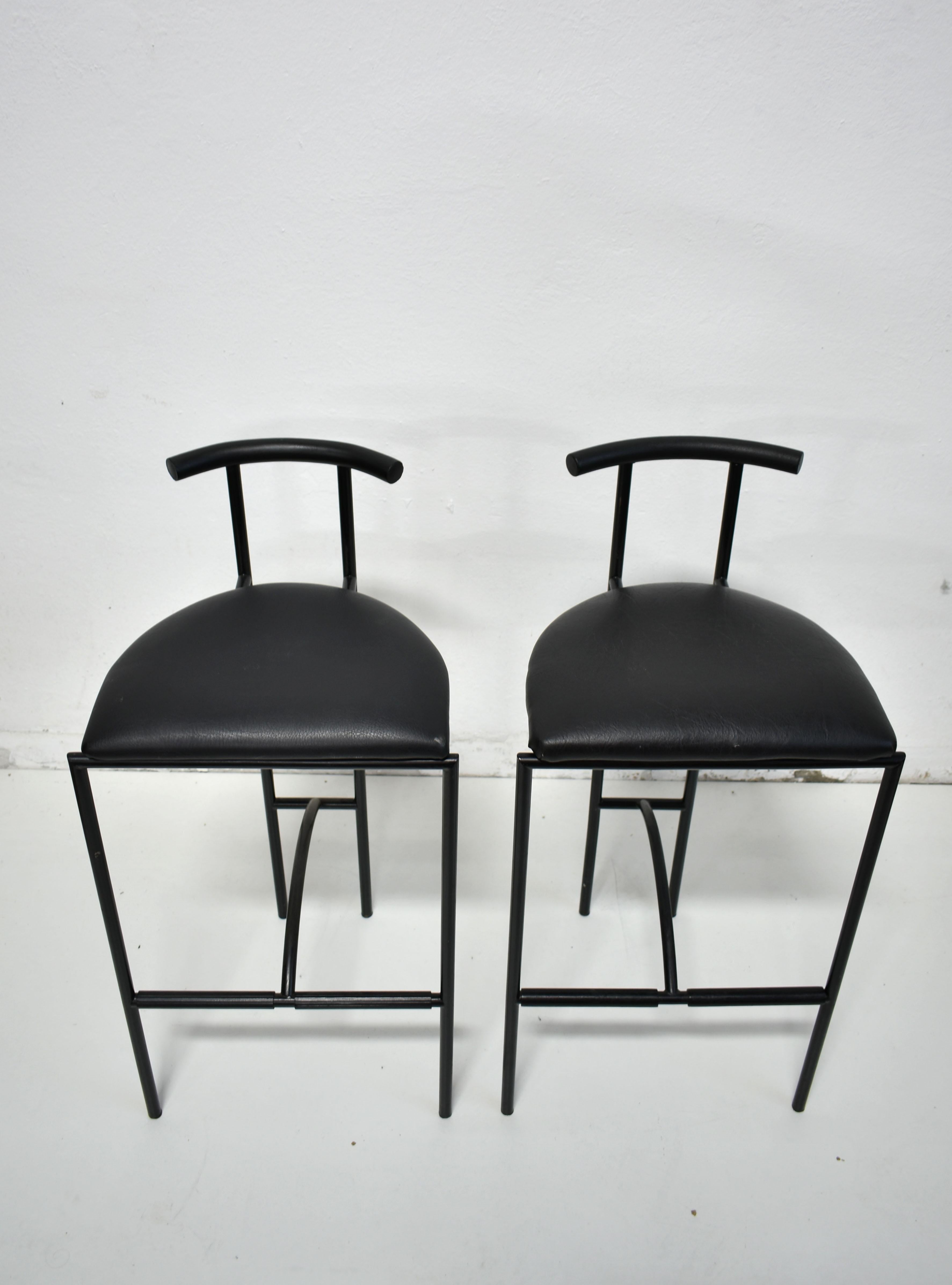 Set of 2 1980s Tokyo Bar Stool by Rodney Kinsman for Bieffeplast, Italy, 1985 In Good Condition In Zagreb, HR