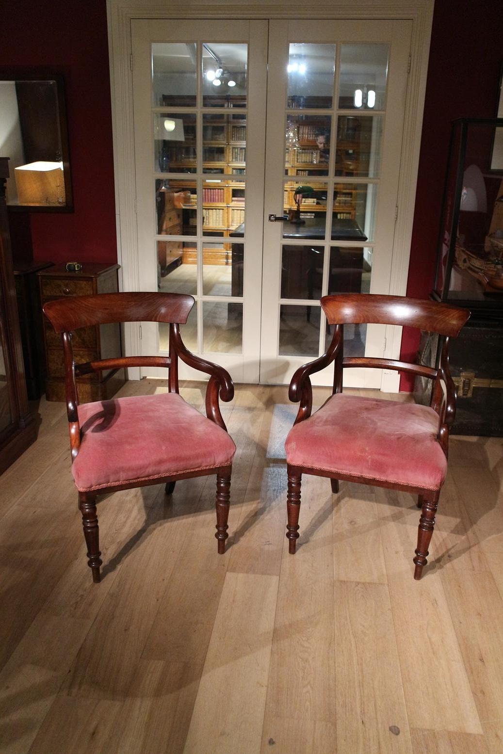 Victorian Set of 2 19th Century Mahogany Chairs