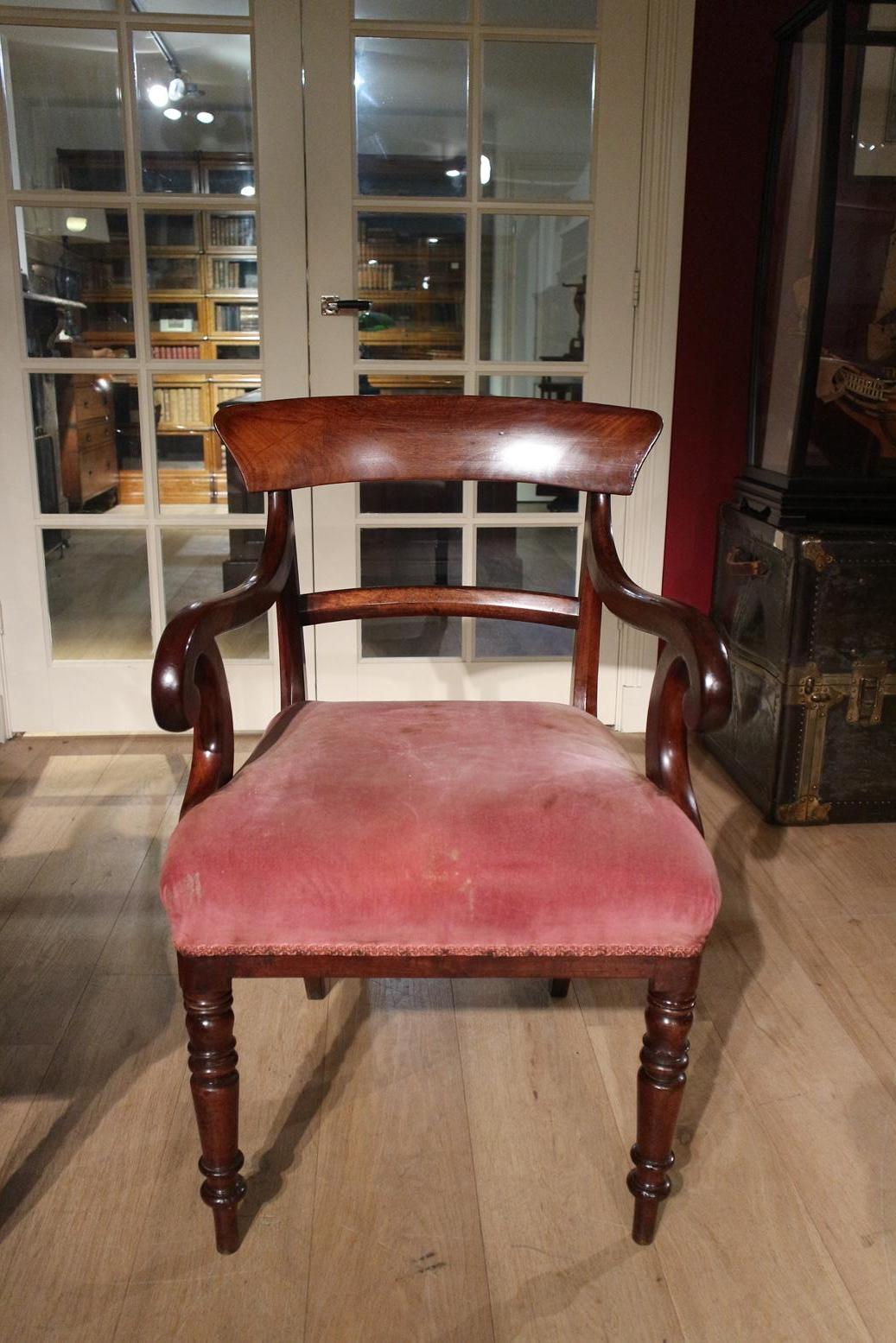 Set of 2 19th Century Mahogany Chairs 3