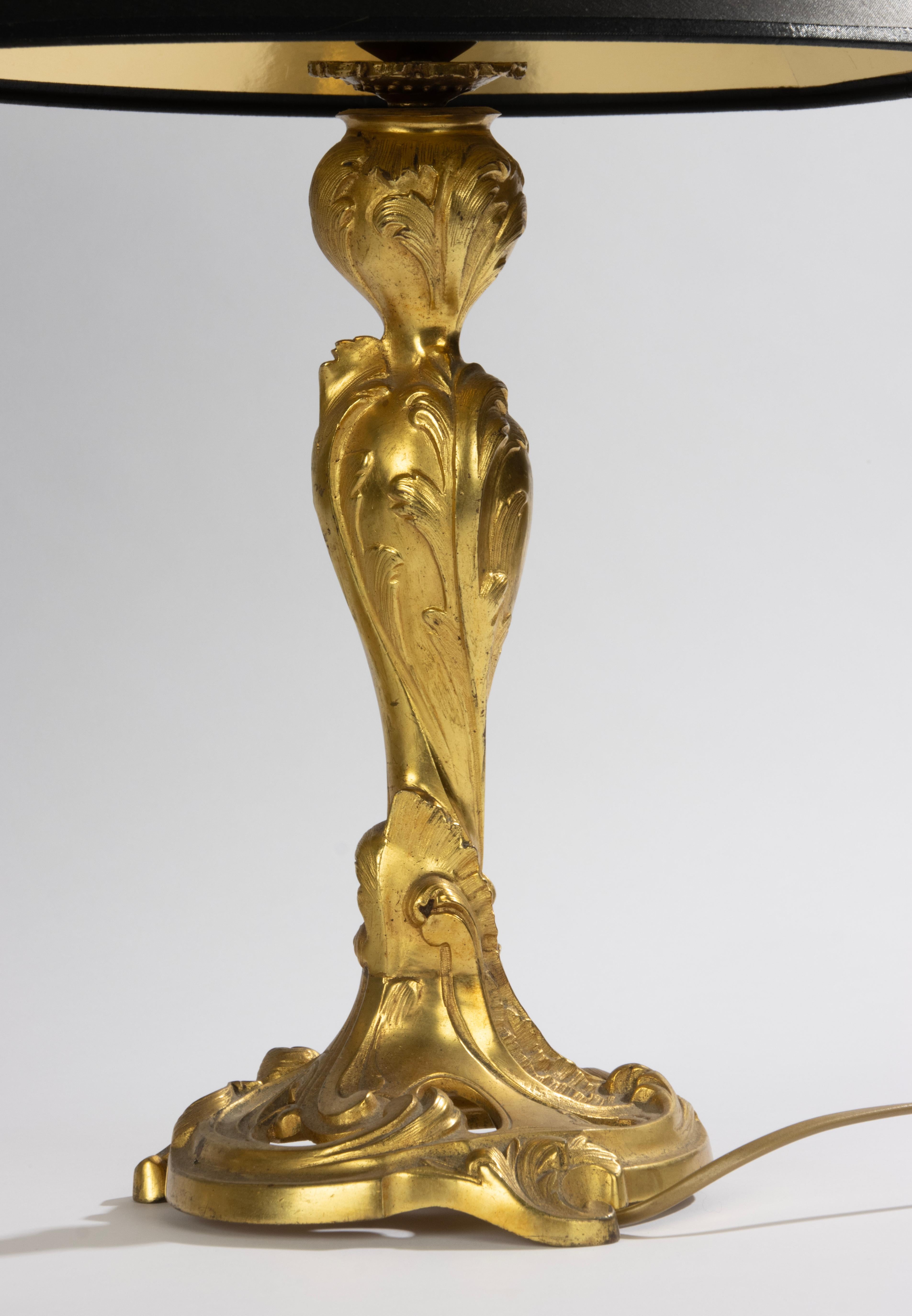Ensemble de 2 lampes de table du 19ème siècle - Bronze doré - Style Rococo en vente 1