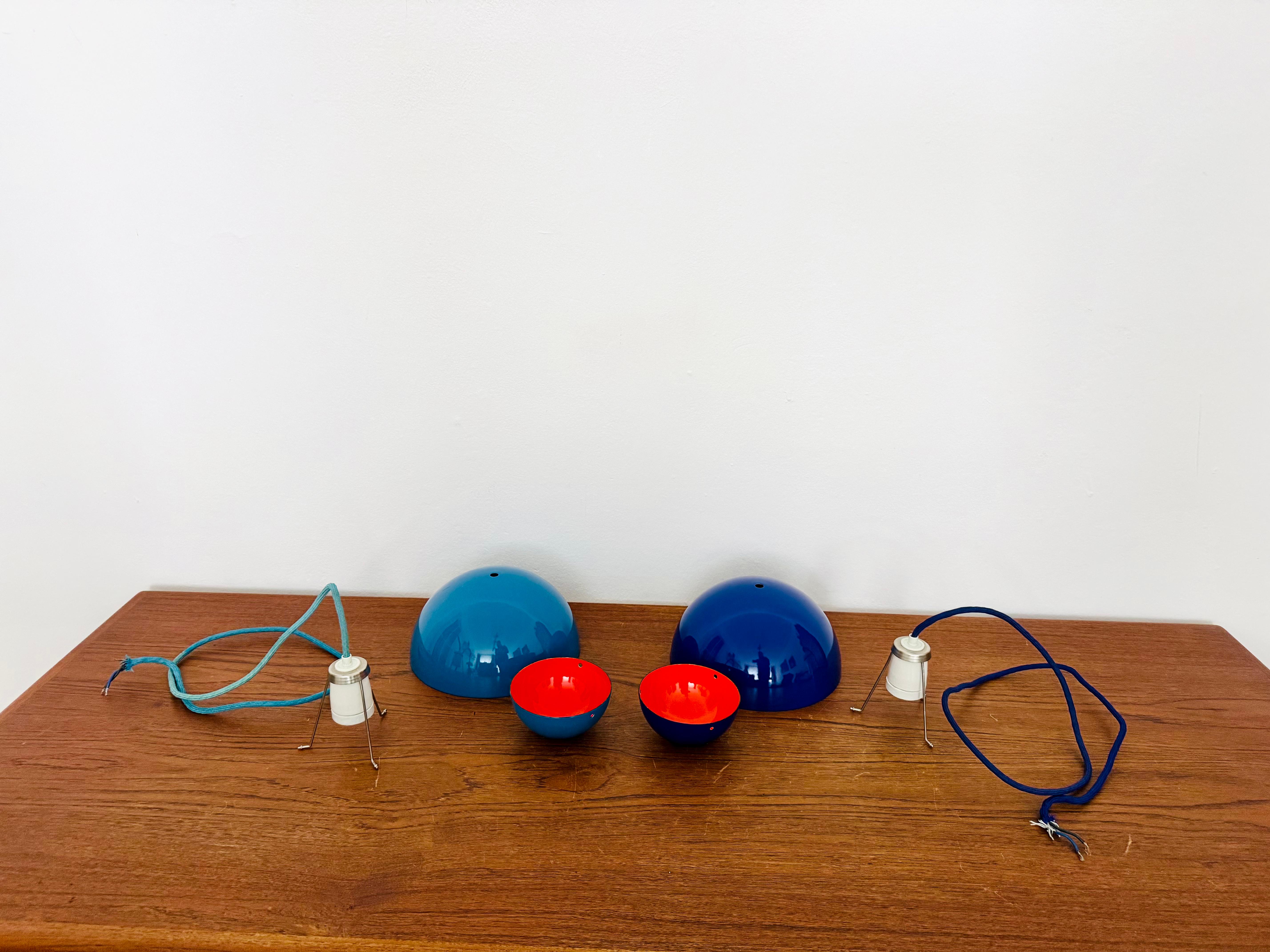 Set di 2 lampade a sospensione a vaso di fiori 1st Edition VP1 di Verner Panton in vendita 5