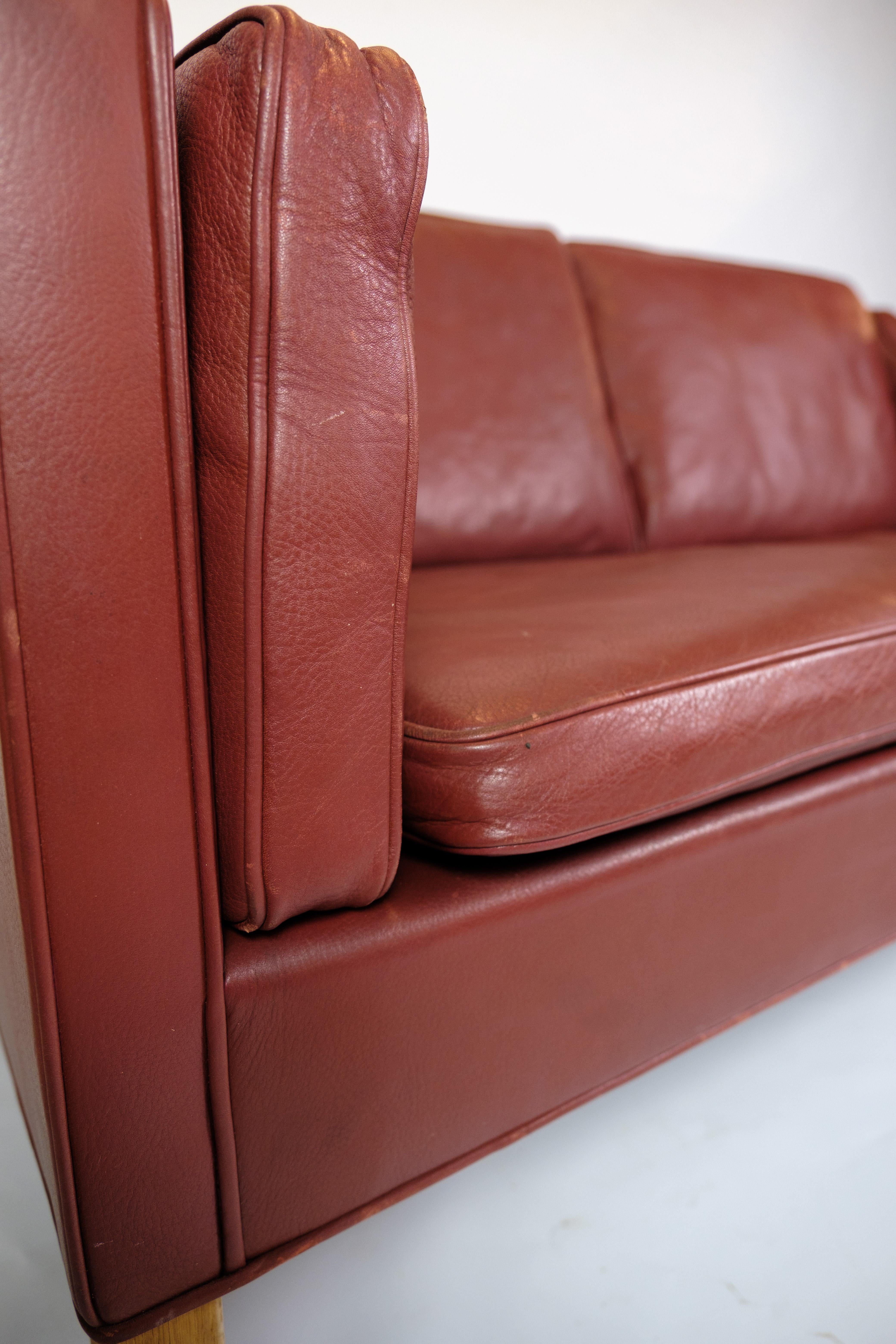 Milieu du XXe siècle Ensemble de 2 2. Canapé Pers modèle 2212 en cuir rouge par Børge Mogensen de 1960 en vente