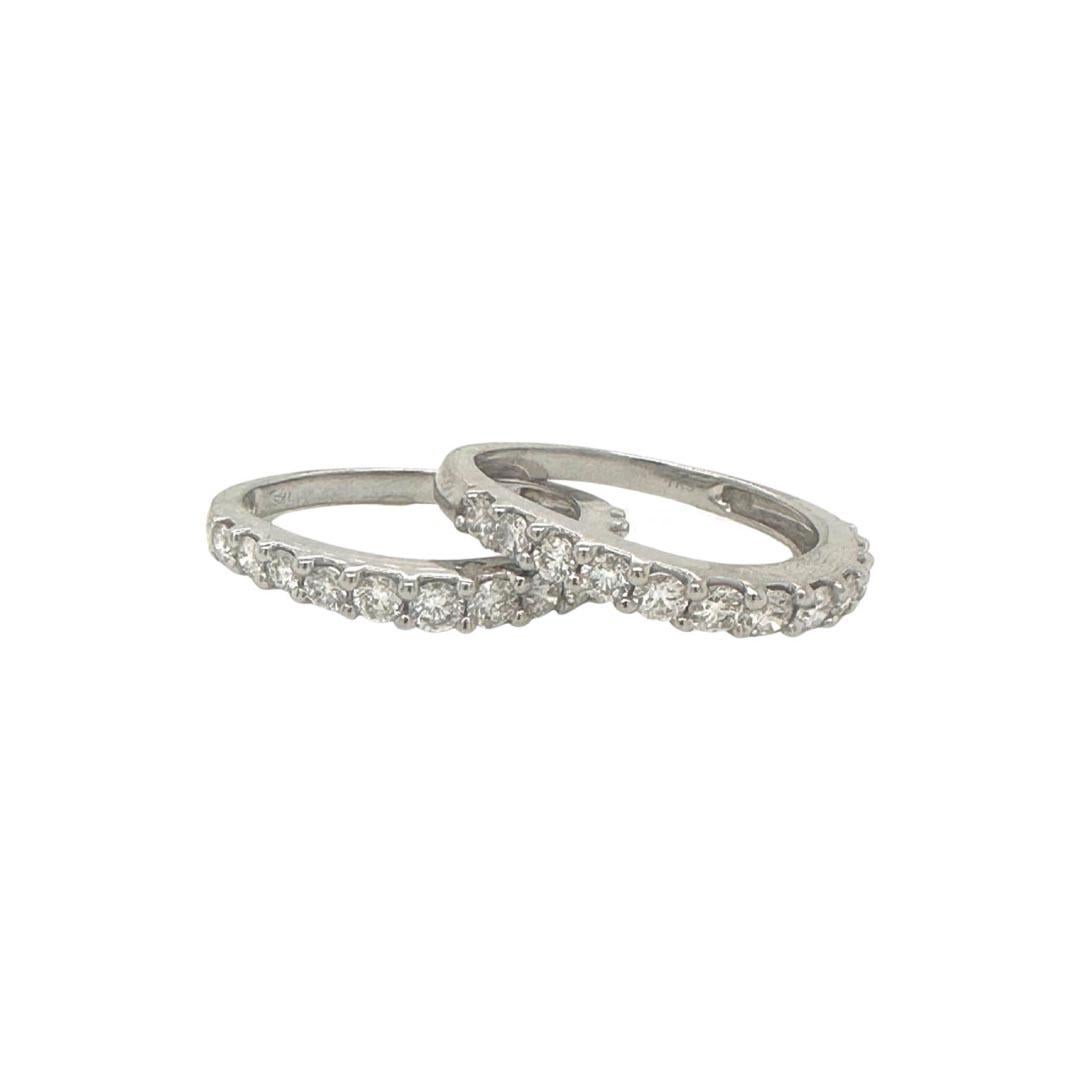Round Cut Set of 2 2.6tcw Half Eternity Diamond Band Rings in 14k White Gold For Sale