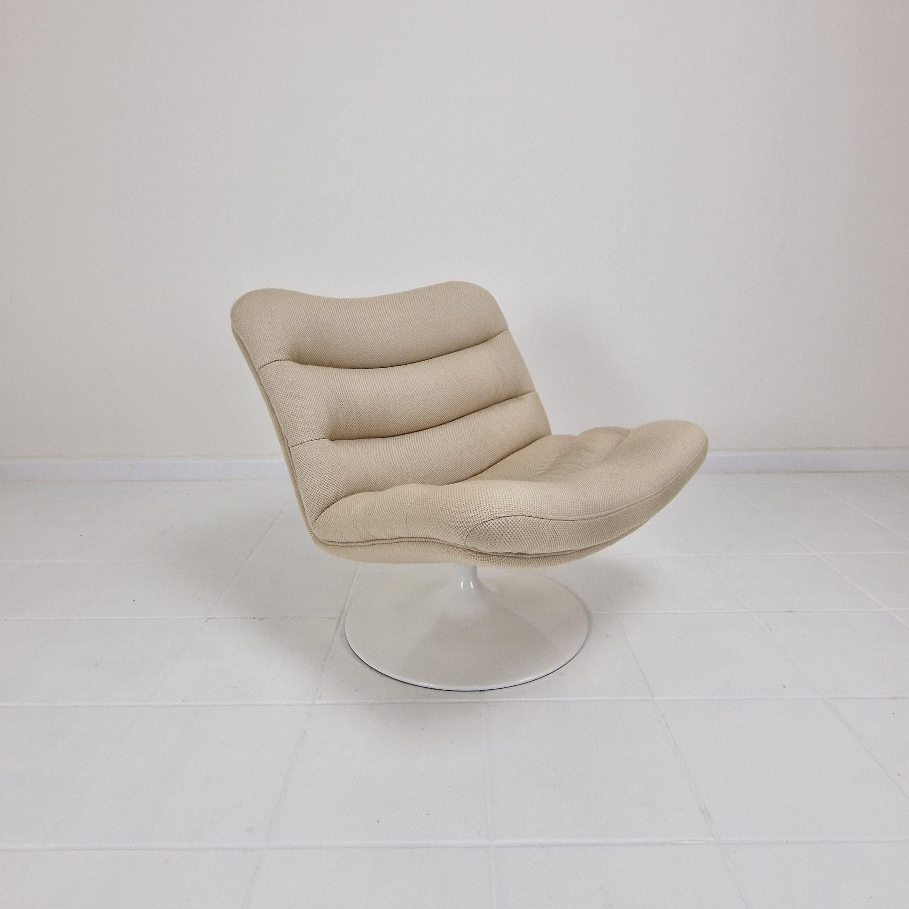 Dutch Set of 2 975 Lounge Chairs by Geoffrey Harcourt for Artifort, 1970s For Sale