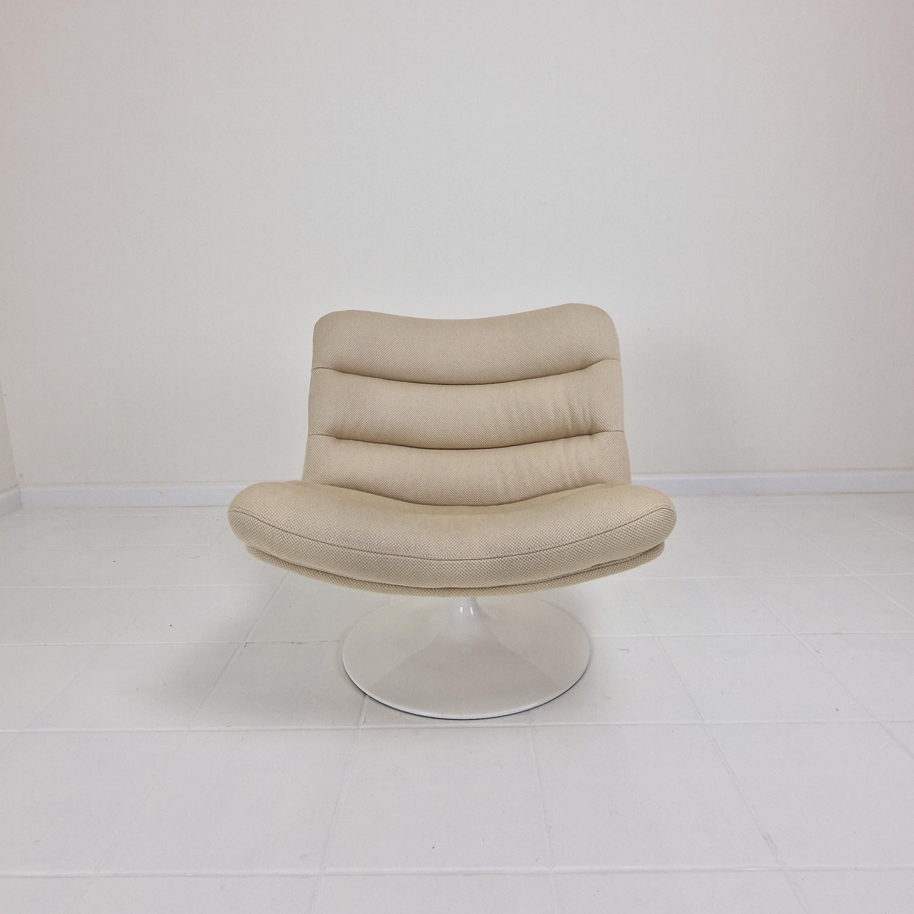 Set of 2 975 Lounge Chairs by Geoffrey Harcourt for Artifort, 1970s In Good Condition For Sale In Oud Beijerland, NL