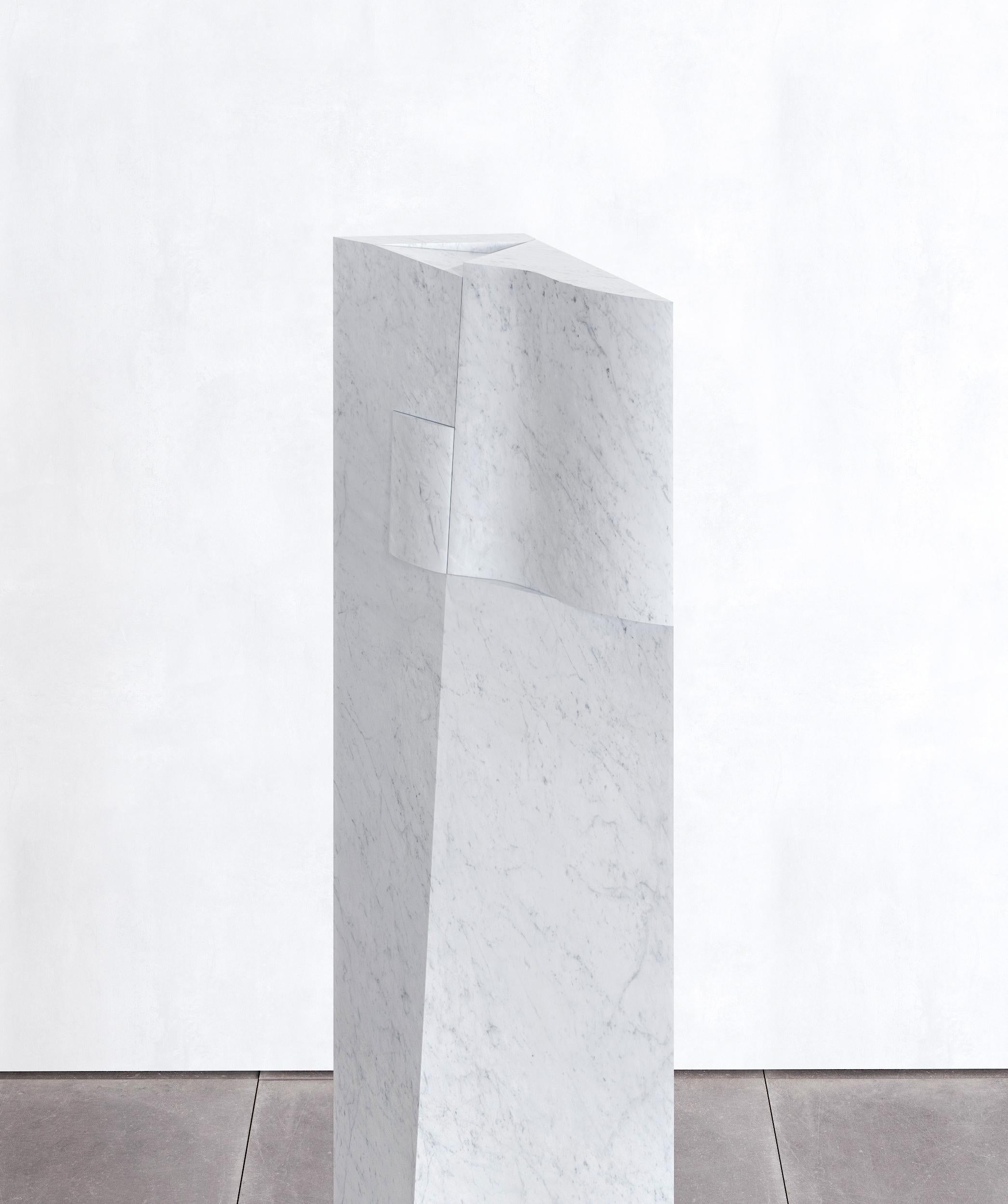 2er-Set Stöß-Skulpturen von verstreuten Scheiben-Objekten (Marmor) im Angebot
