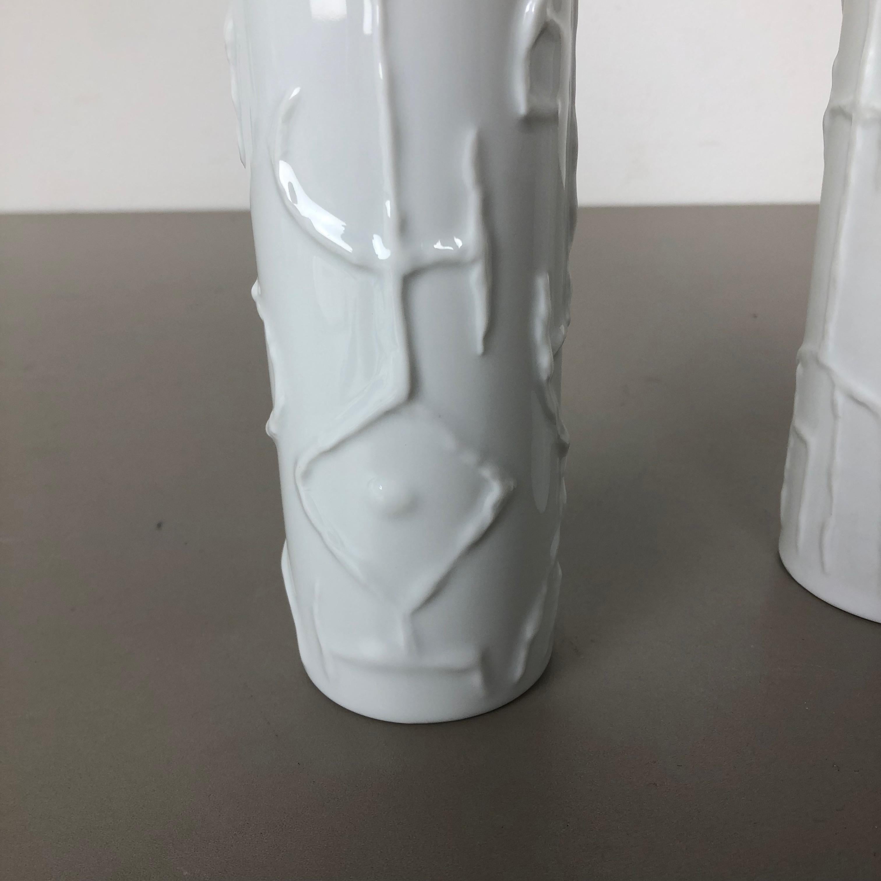 Set di 2 vasi astratti in porcellana di Cuno Fischer per Rosenthal, Germania, anni '80 in vendita 8