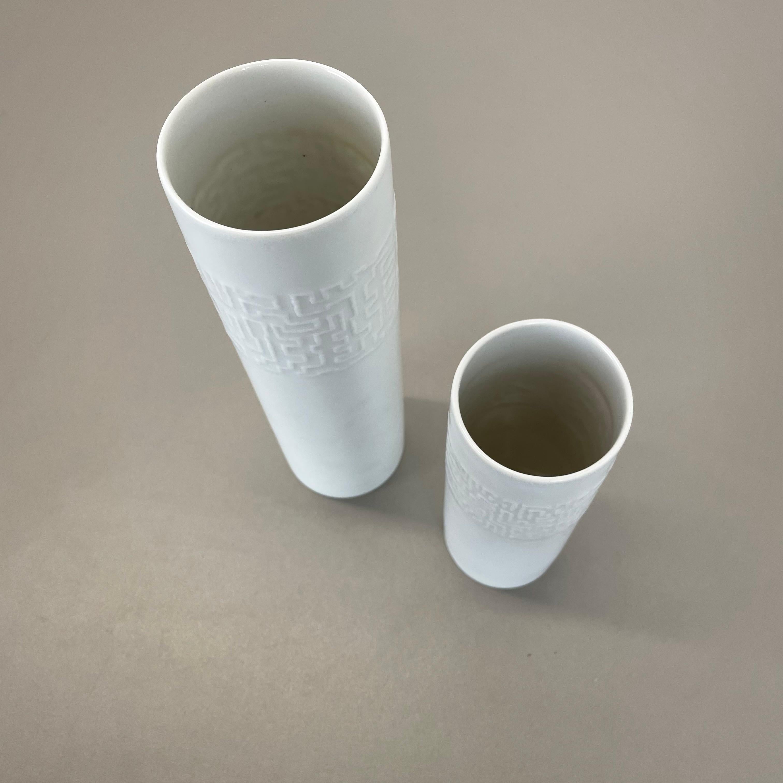 Set of 2 Abstract porcelain Vases by Cuno Fischer for Rosenthal, Germany, 1980s For Sale 9