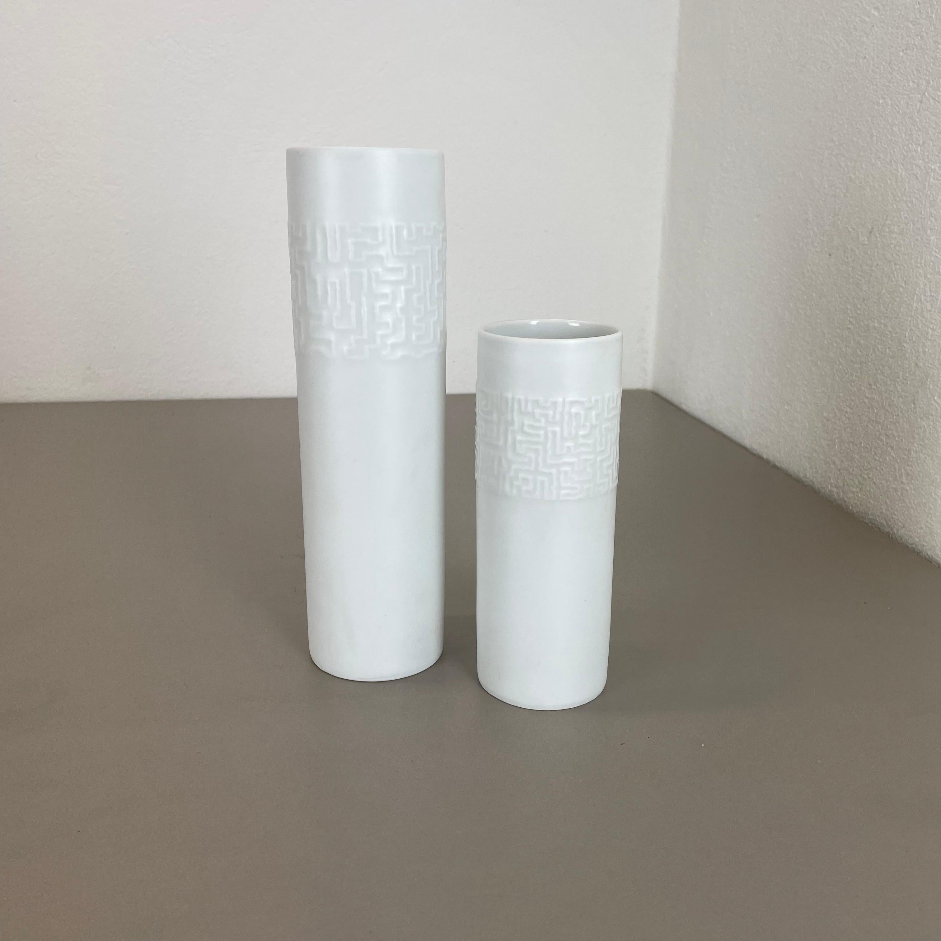 Article:

Op Art porcelain vase set of 2


Producer:

Rosenthal, Germany


Designer:

Cuno Fischer



Decade:

1980s



Set of two graphic, modernist porcelain vases by German painter and designer Cuno Fischer for Rosenthal, decorated with delicate