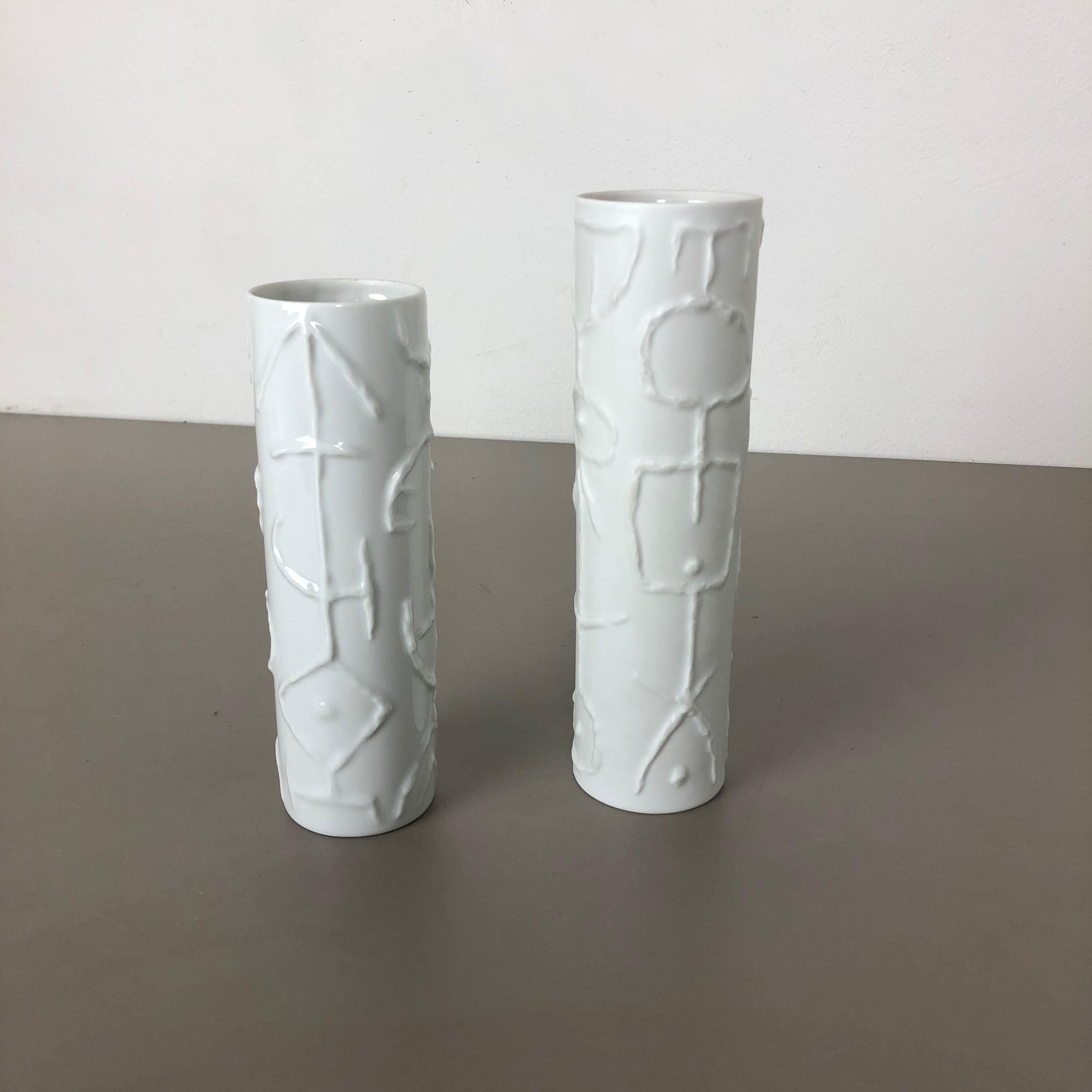 Mid-Century Modern Set of 2 Abstract porcelain Vases by Cuno Fischer for Rosenthal, Germany, 1980s For Sale