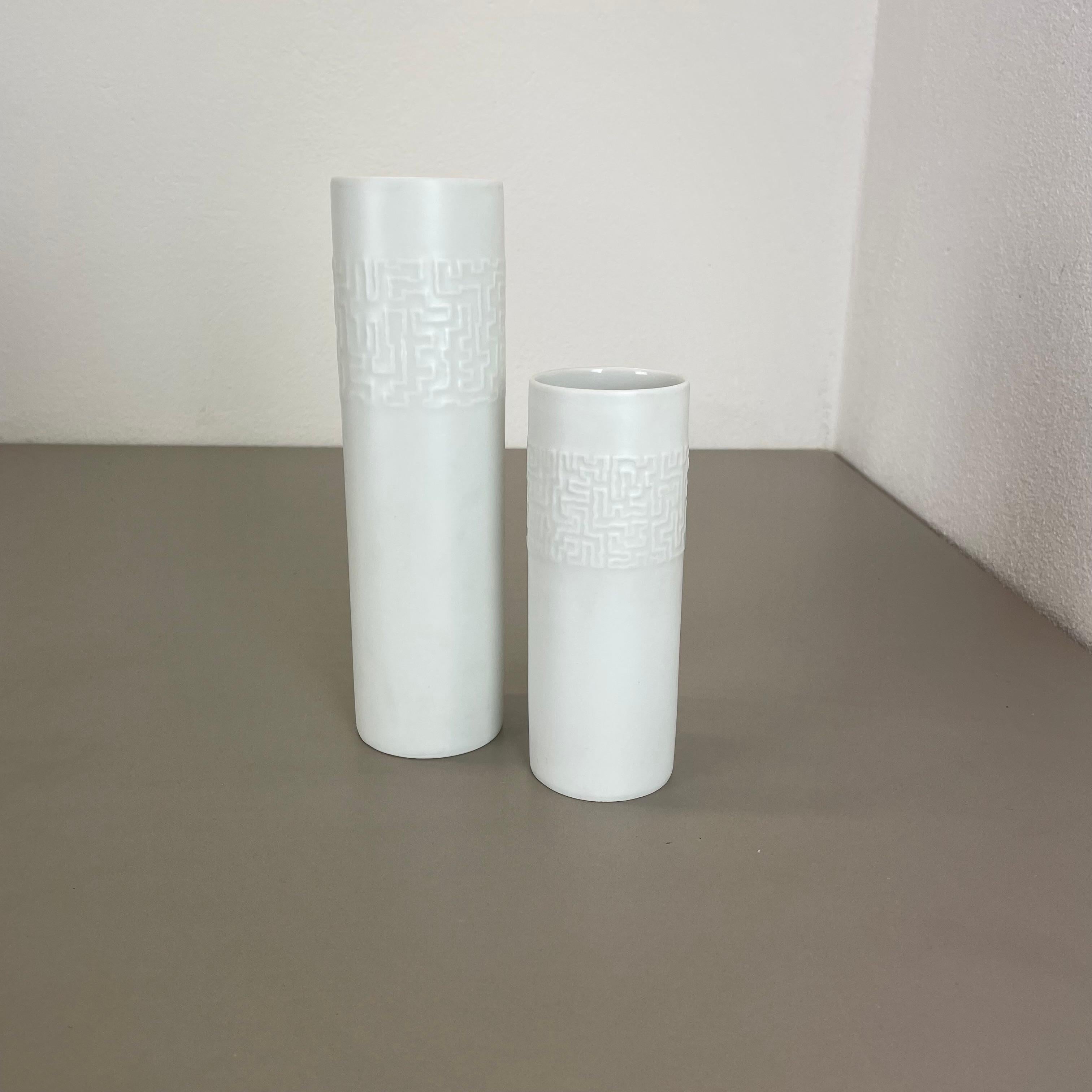 Mid-Century Modern Set of 2 Abstract porcelain Vases by Cuno Fischer for Rosenthal, Germany, 1980s For Sale