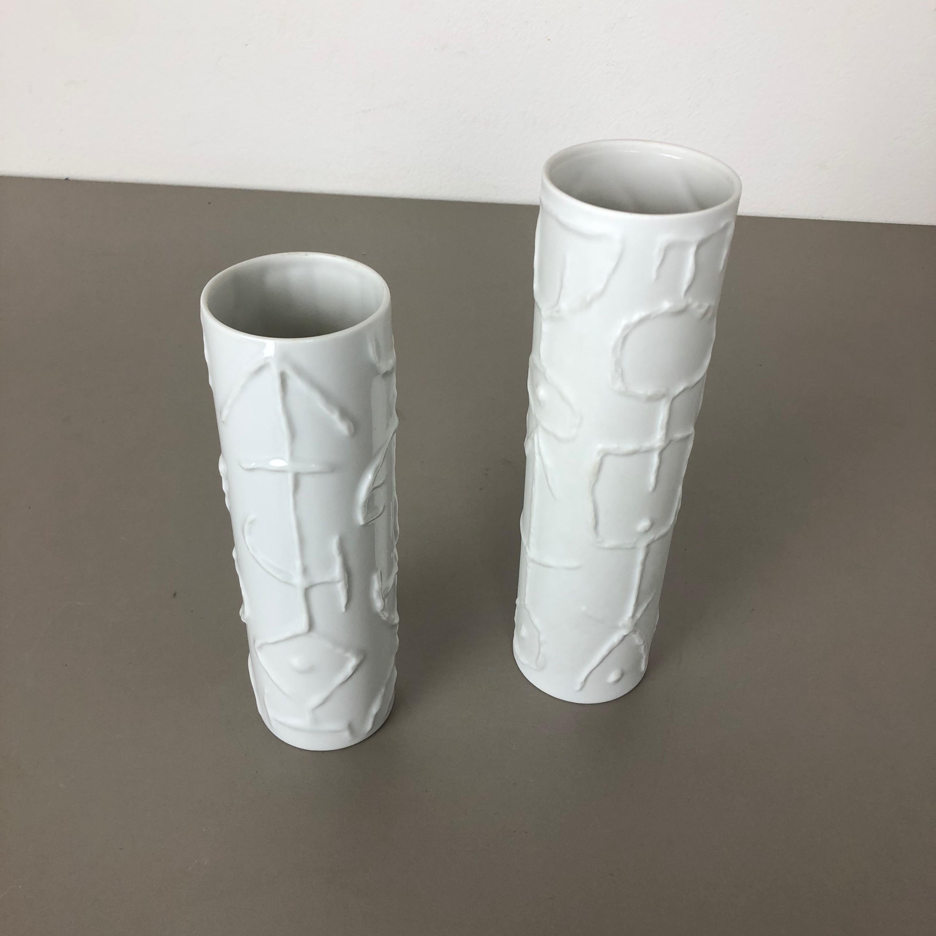 20th Century Set of 2 Abstract porcelain Vases by Cuno Fischer for Rosenthal, Germany, 1980s For Sale
