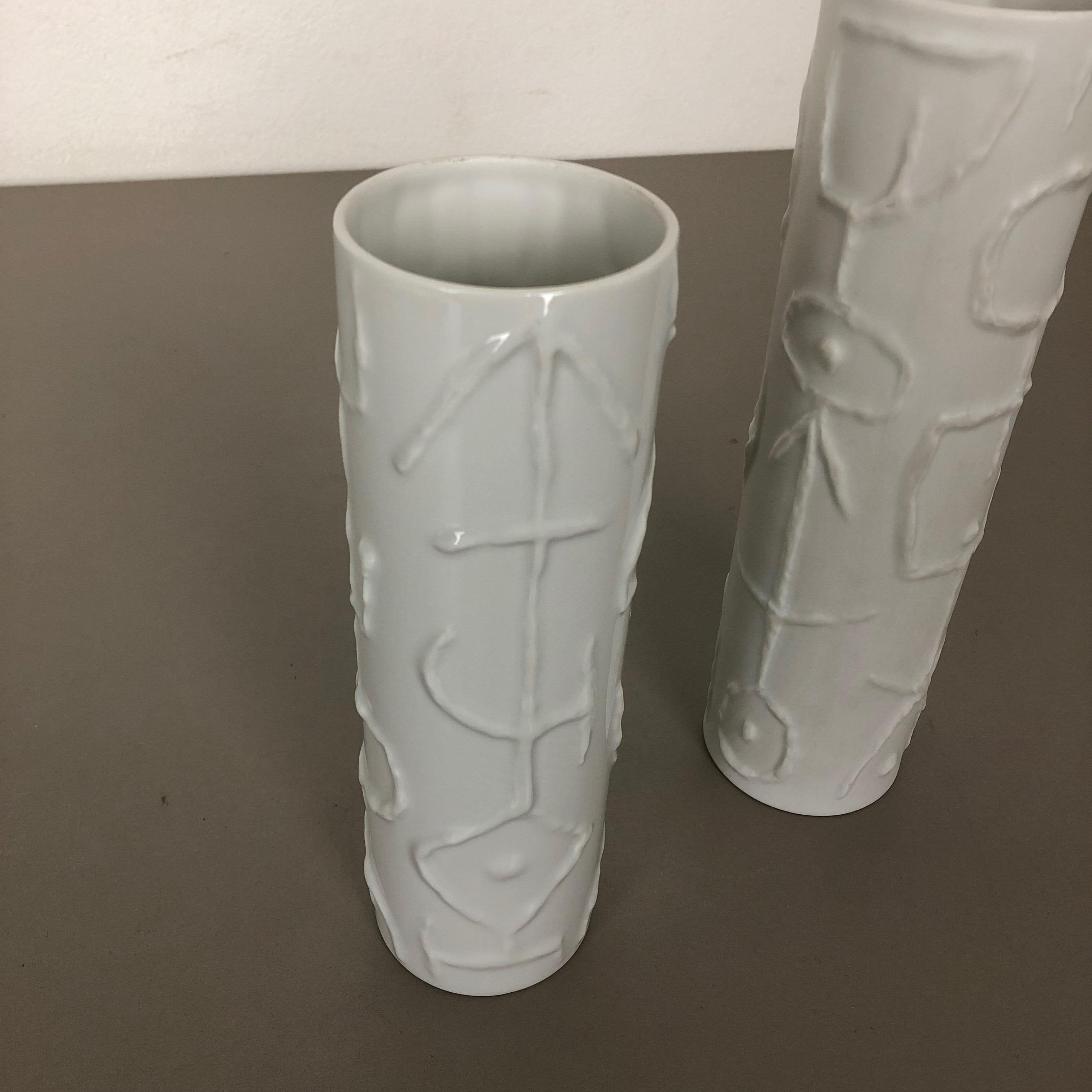 Porcellana Set di 2 vasi astratti in porcellana di Cuno Fischer per Rosenthal, Germania, anni '80 in vendita
