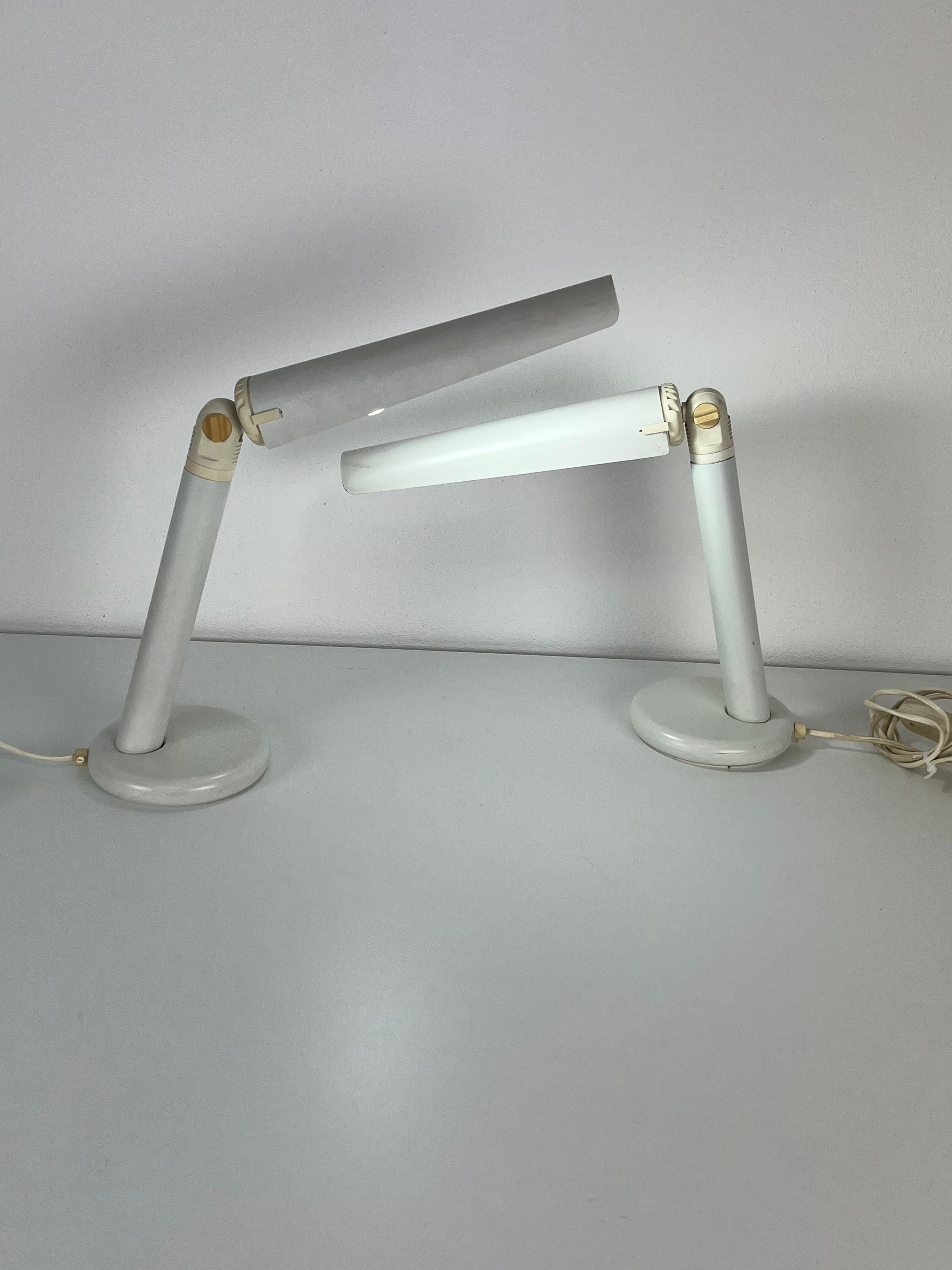 Juego de 2 lámparas de mesilla regulables, Made in Italy, años 70 en venta 4