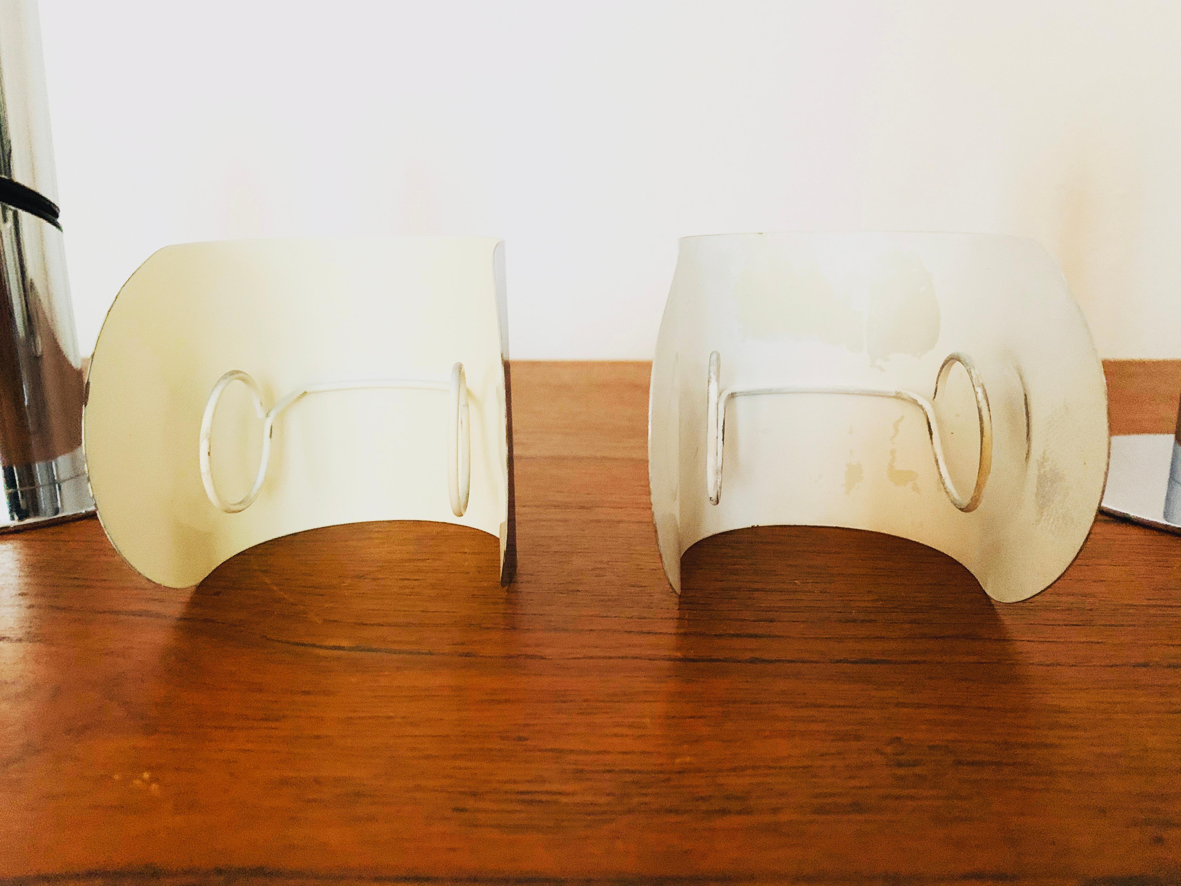 Set of 2 Adjustable Space Age Wall or Table Lamps For Sale 11