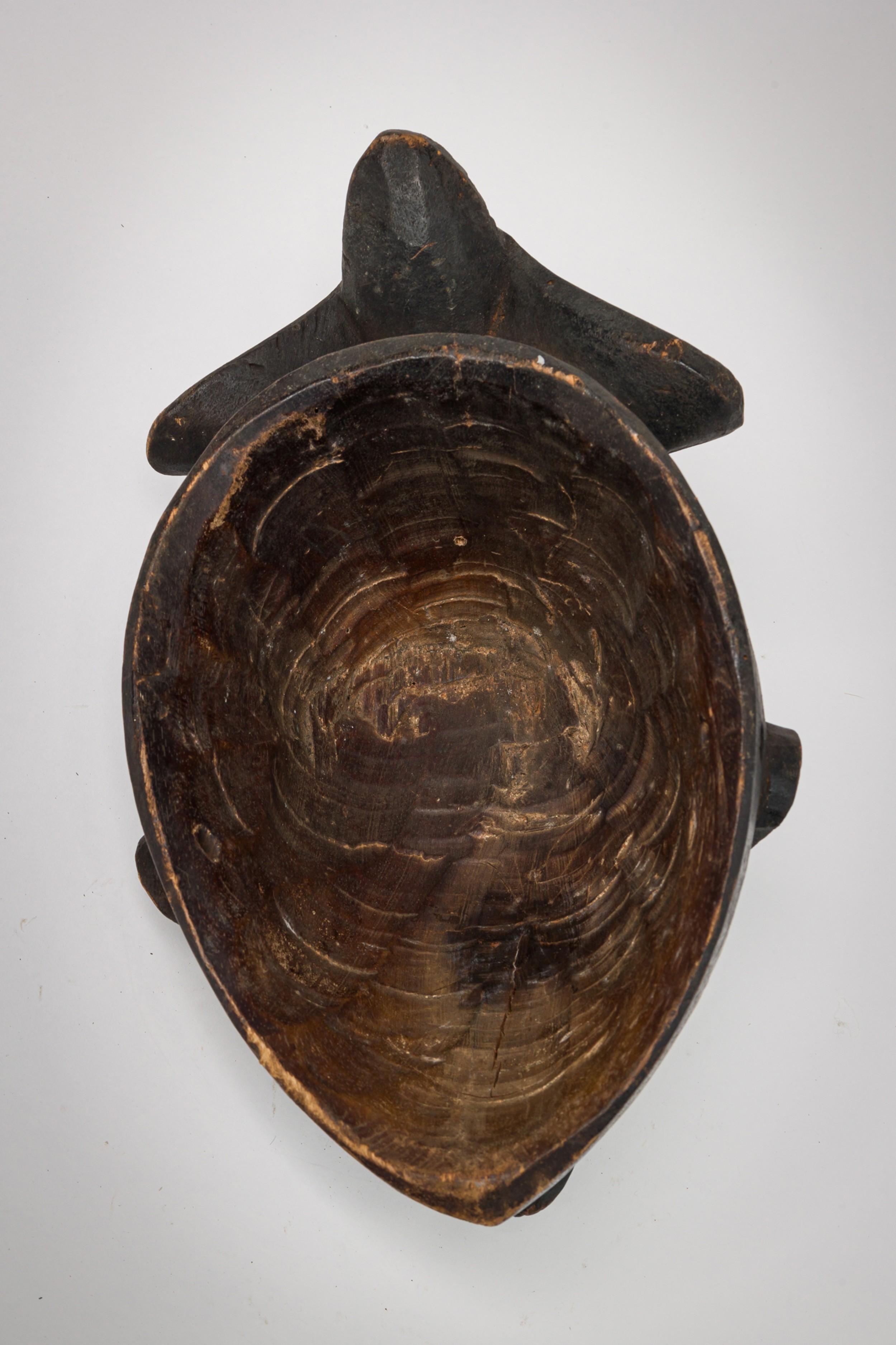 Corne Set of 2 African Cameroon 20th Century Carved Wooden Bamileke Mask with Hornbill en vente