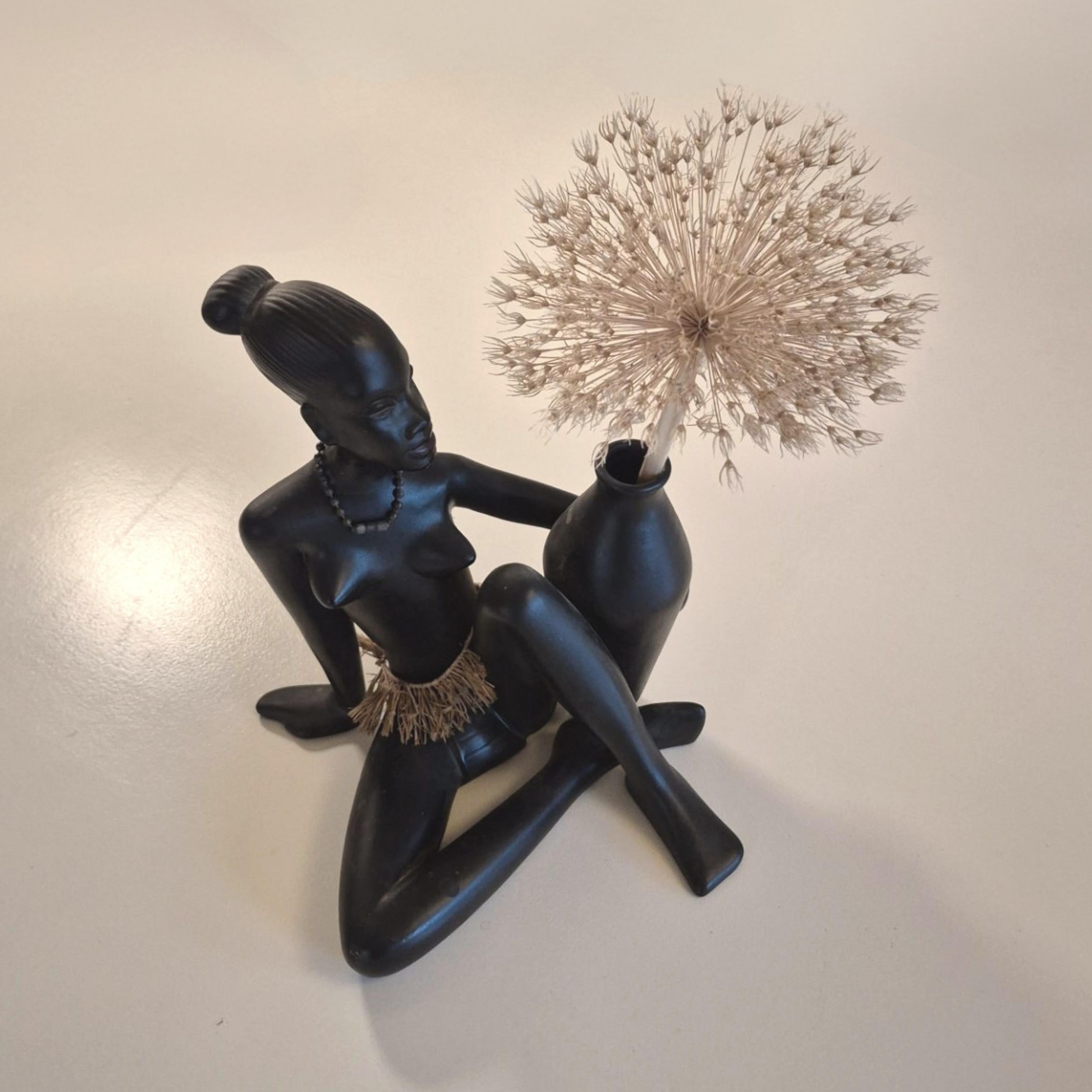 Conjunto de 2 figuras africanas de Gmundner Keramik, Austria Años 50 en venta 6