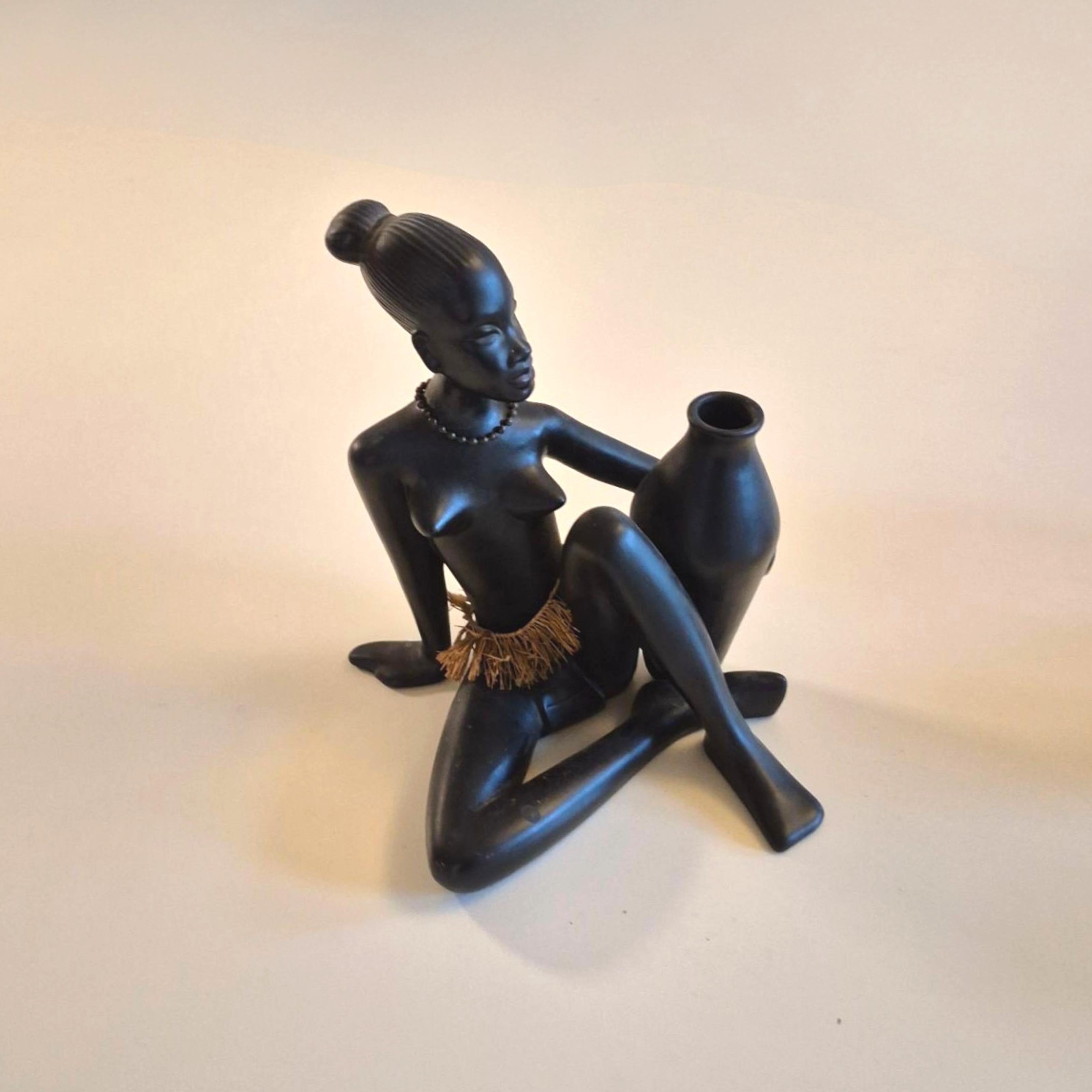 Conjunto de 2 figuras africanas de Gmundner Keramik, Austria Años 50 Latón en venta