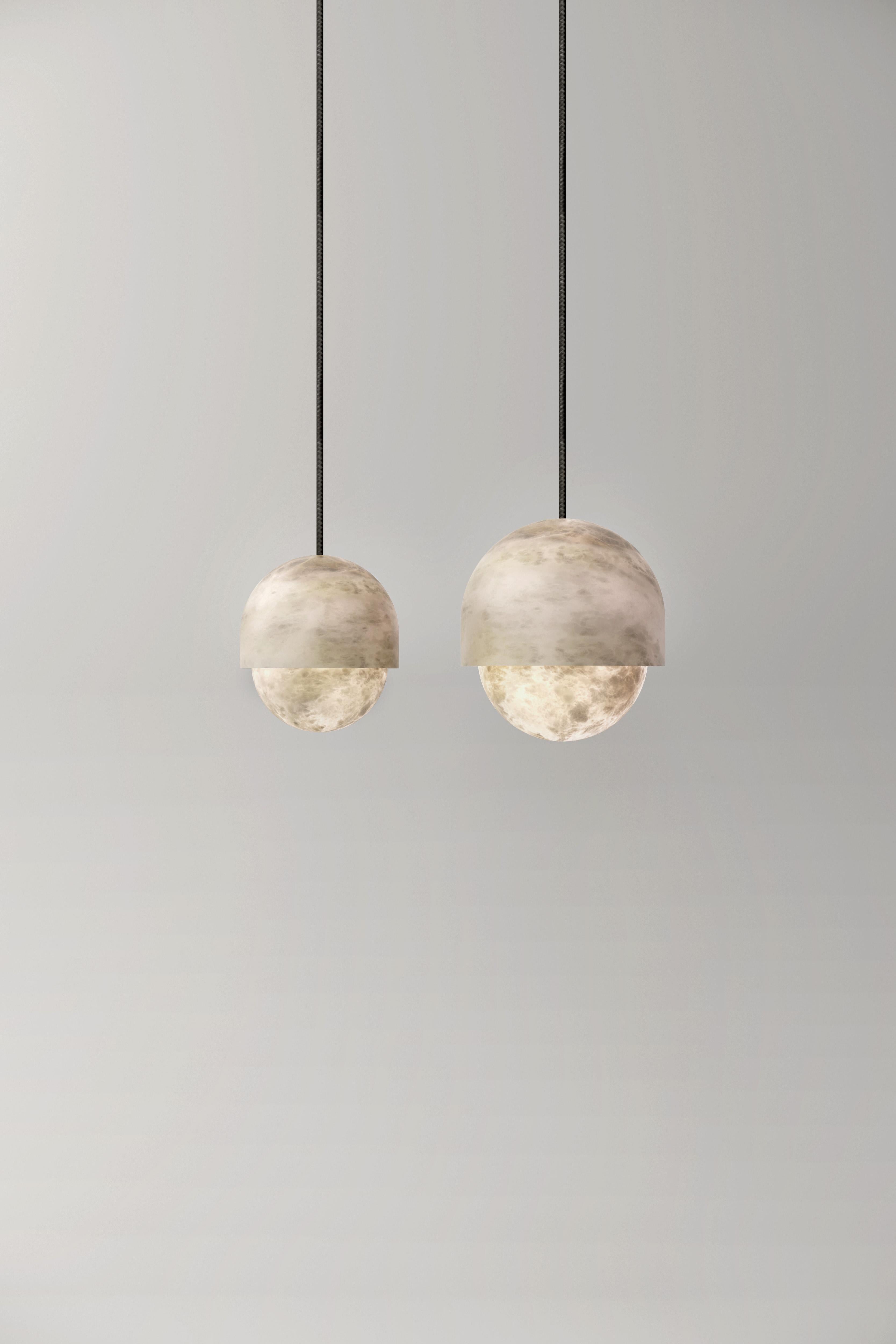 Modern Set of 2 Alabaster Yoko Pendant Light by Atelier Alain Ellouz