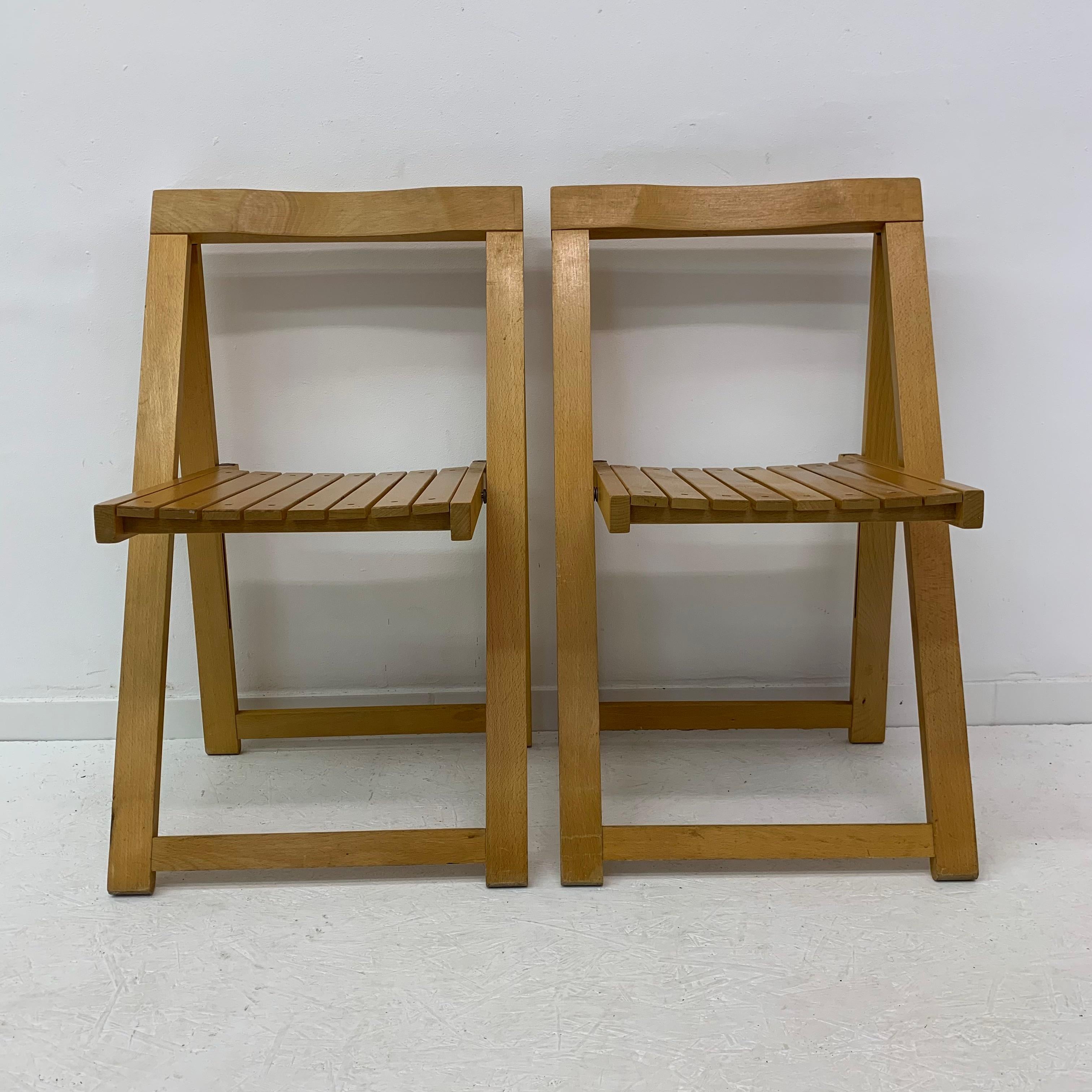 2 Klappstühle von Aldo Jacober für Alberto Bazzani, 1960er Jahre (Moderne der Mitte des Jahrhunderts) im Angebot