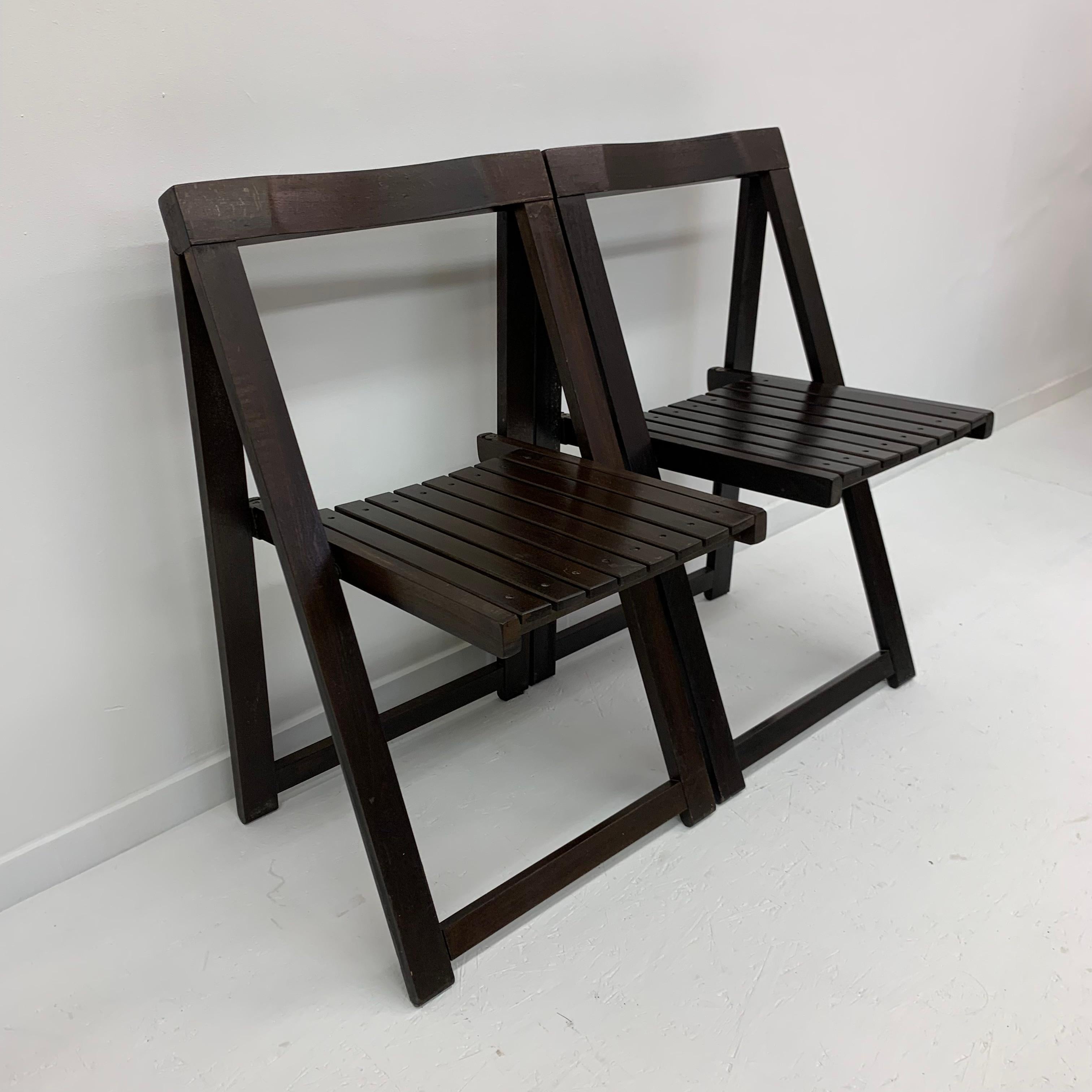 Set of 2 Aldo Jacober for Alberto Bazzani wooden folding chairs, 1960’s For Sale 1