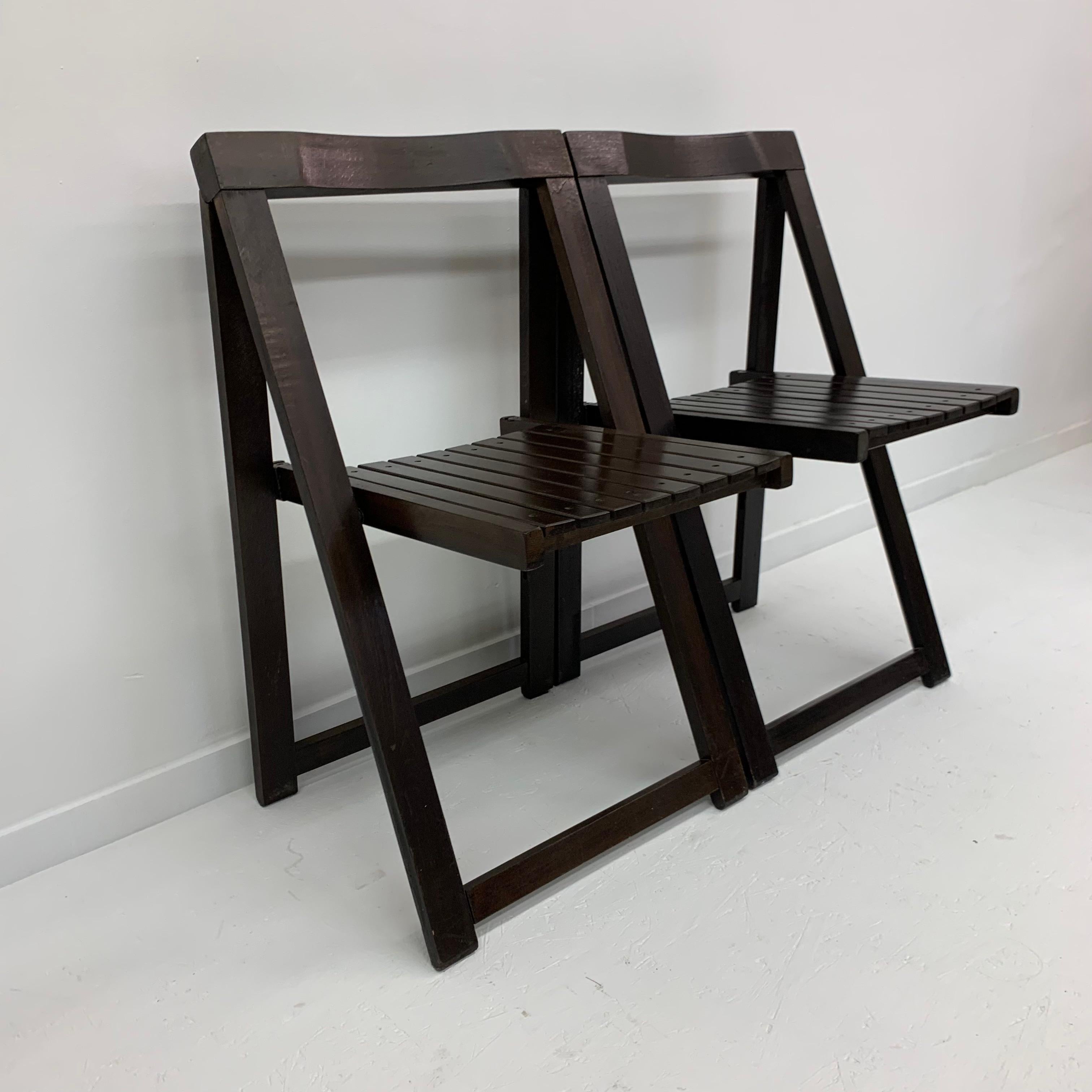 Set of 2 Aldo Jacober for Alberto Bazzani wooden folding chairs, 1960’s For Sale 2
