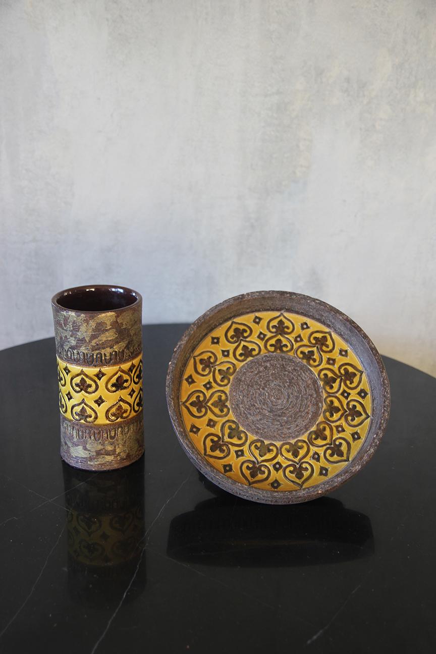 Italian Set of 2 Aldo Londi Bitossi Ceramic vase and bowl signed. For Sale