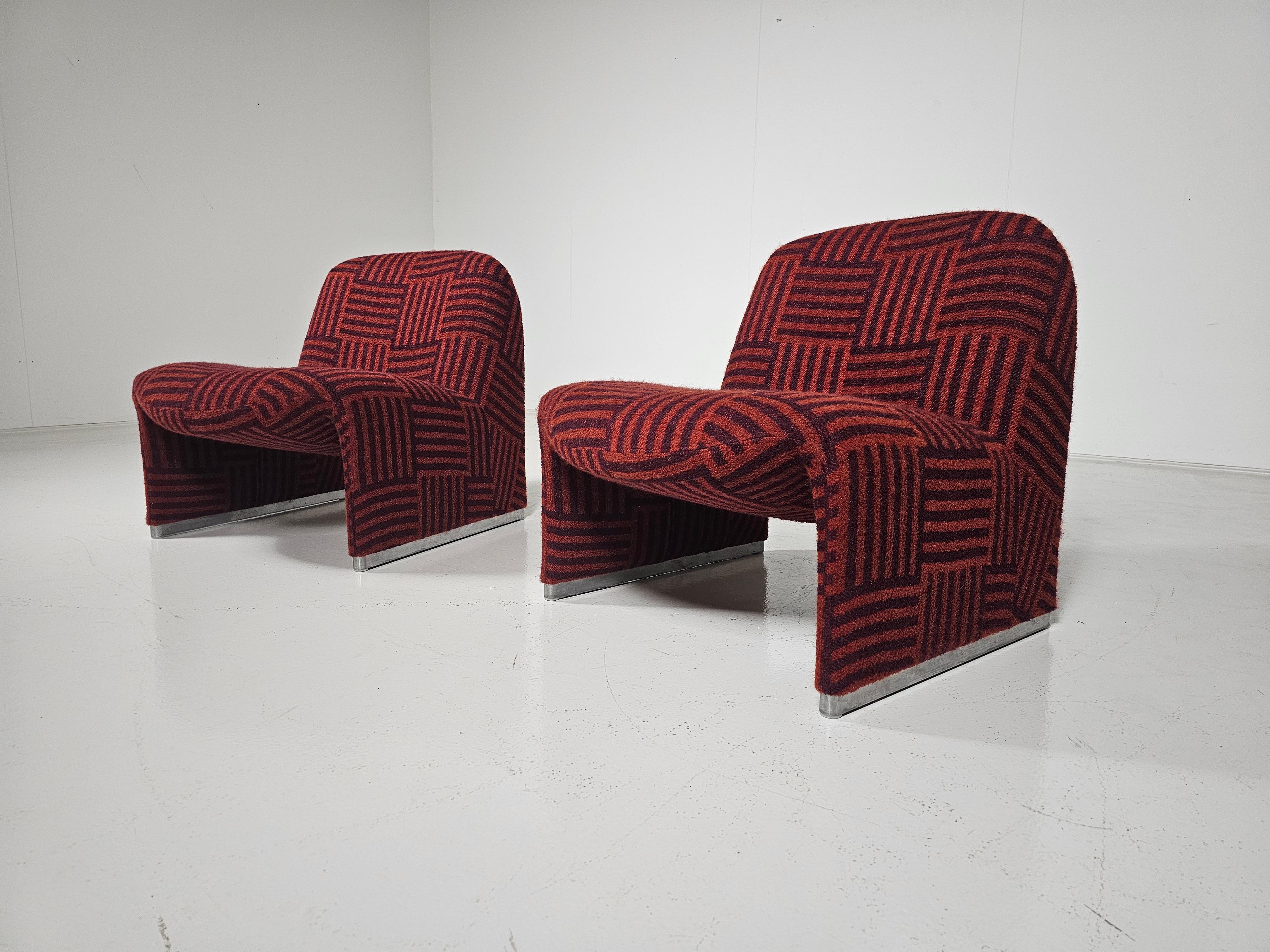 Italian Set of 2 Alky Chairs in red/purple jacquard, Giancarlo Piretti, Castelli