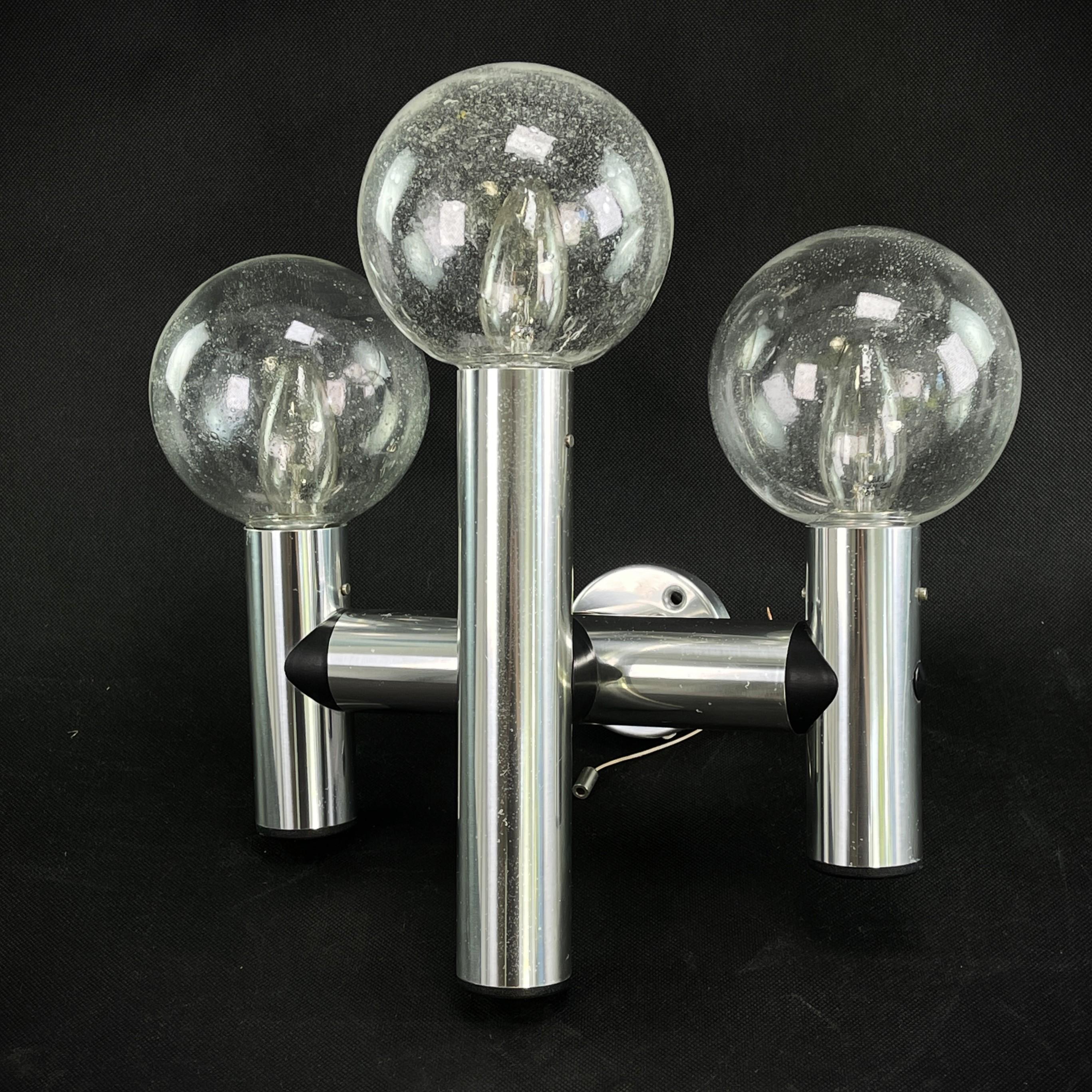 Set of 2 Aluminium Wall Lamps by JT Kalmar, Modell RS 3 WL, 1970s In Good Condition For Sale In Saarburg, RP