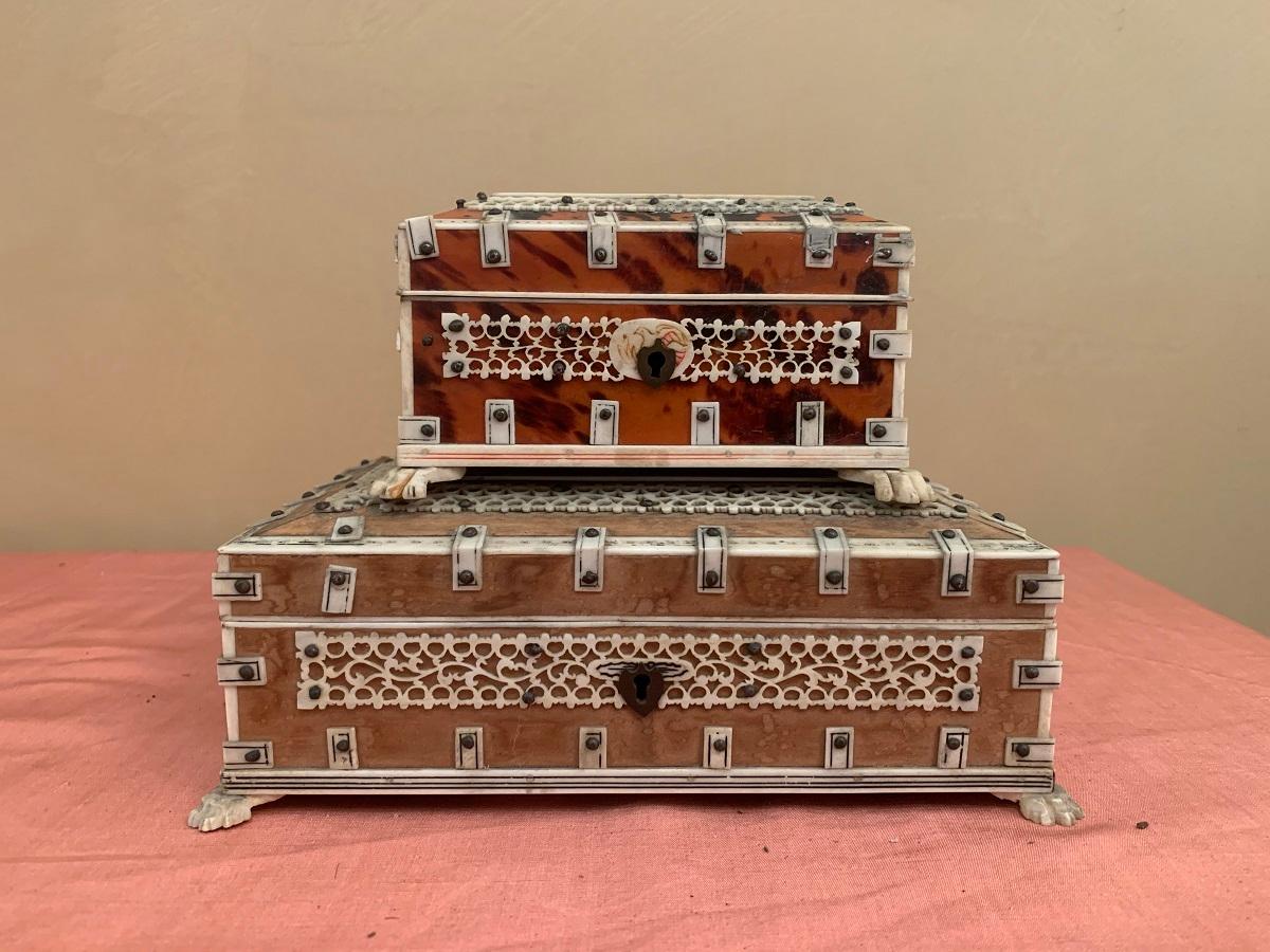 Hand-Crafted Set of 2 Anglo Indian Boxes For Sale