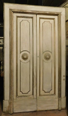 Set of 2 Antique Beige and Gold Lacquered Double Doors, Early 19th Century Italy