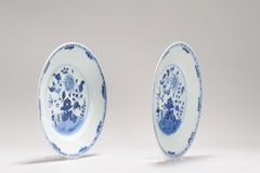 Set of 2 Antique Chinese Porcelain in Blue White Set Dinner Plates, 18th Century