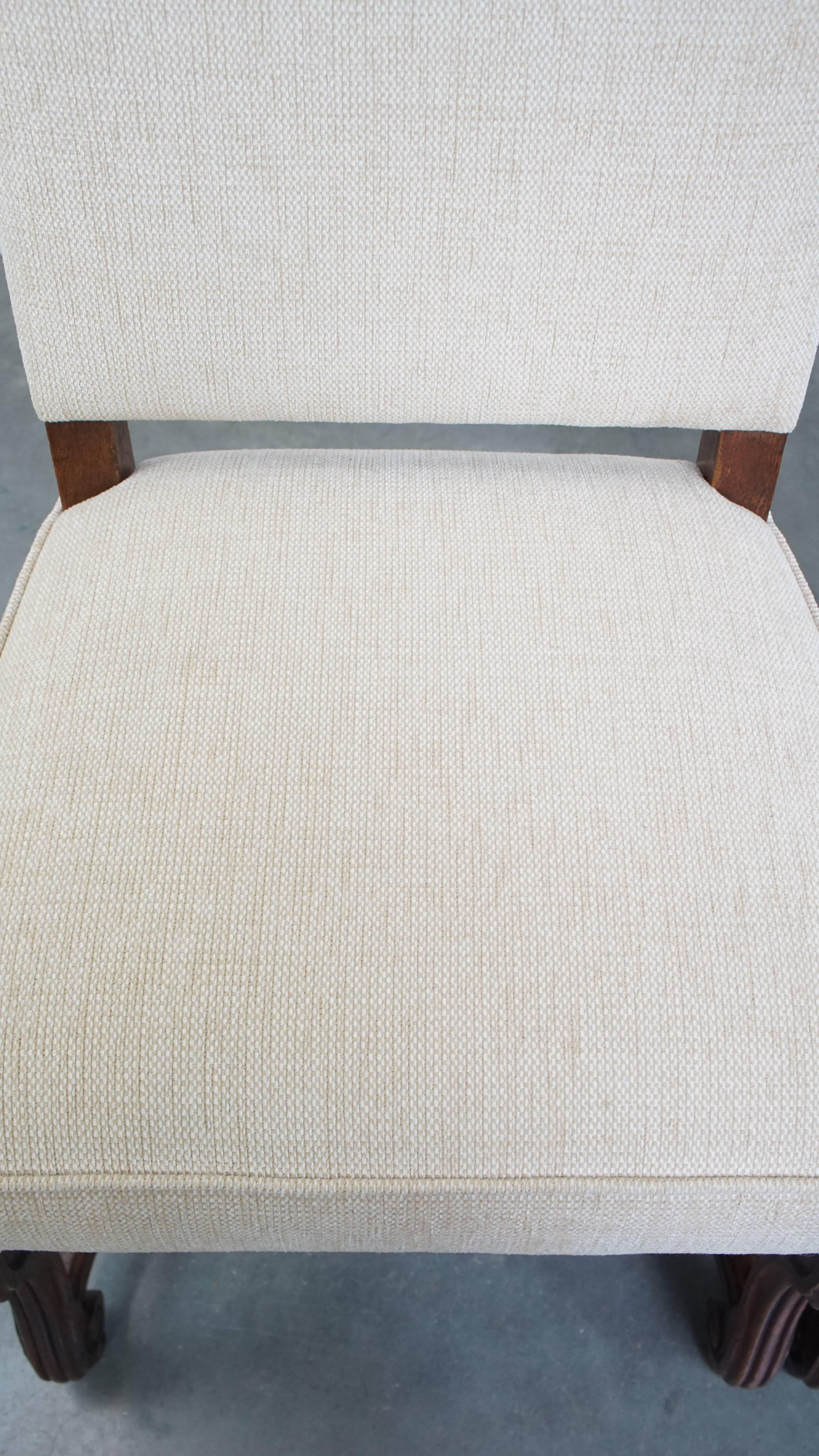 Set of 2 Antique Dining Chairs with Beige Upholstery and Wooden Frame In Good Condition For Sale In Harderwijk, NL