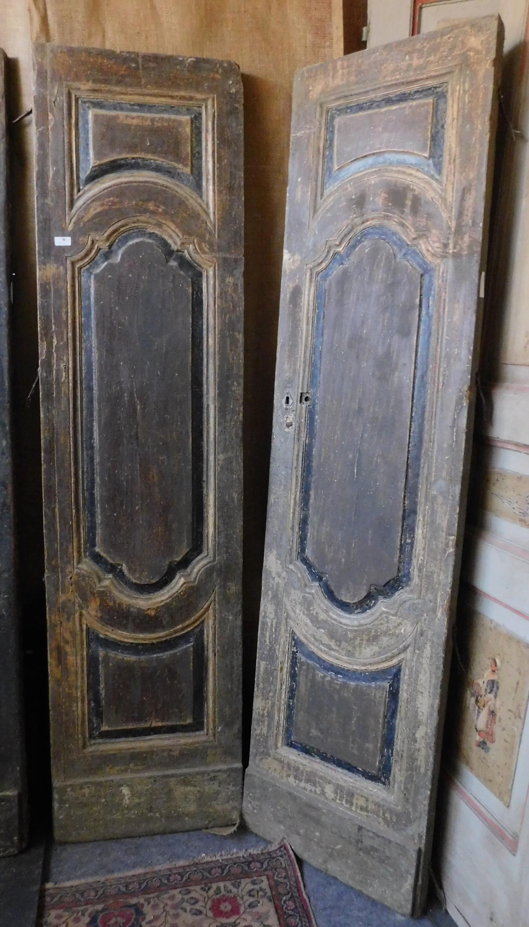 Italian Set of 2 Antique Double-Wing Doors, Black Lacquered, 18th Century Rome 'Italy' For Sale