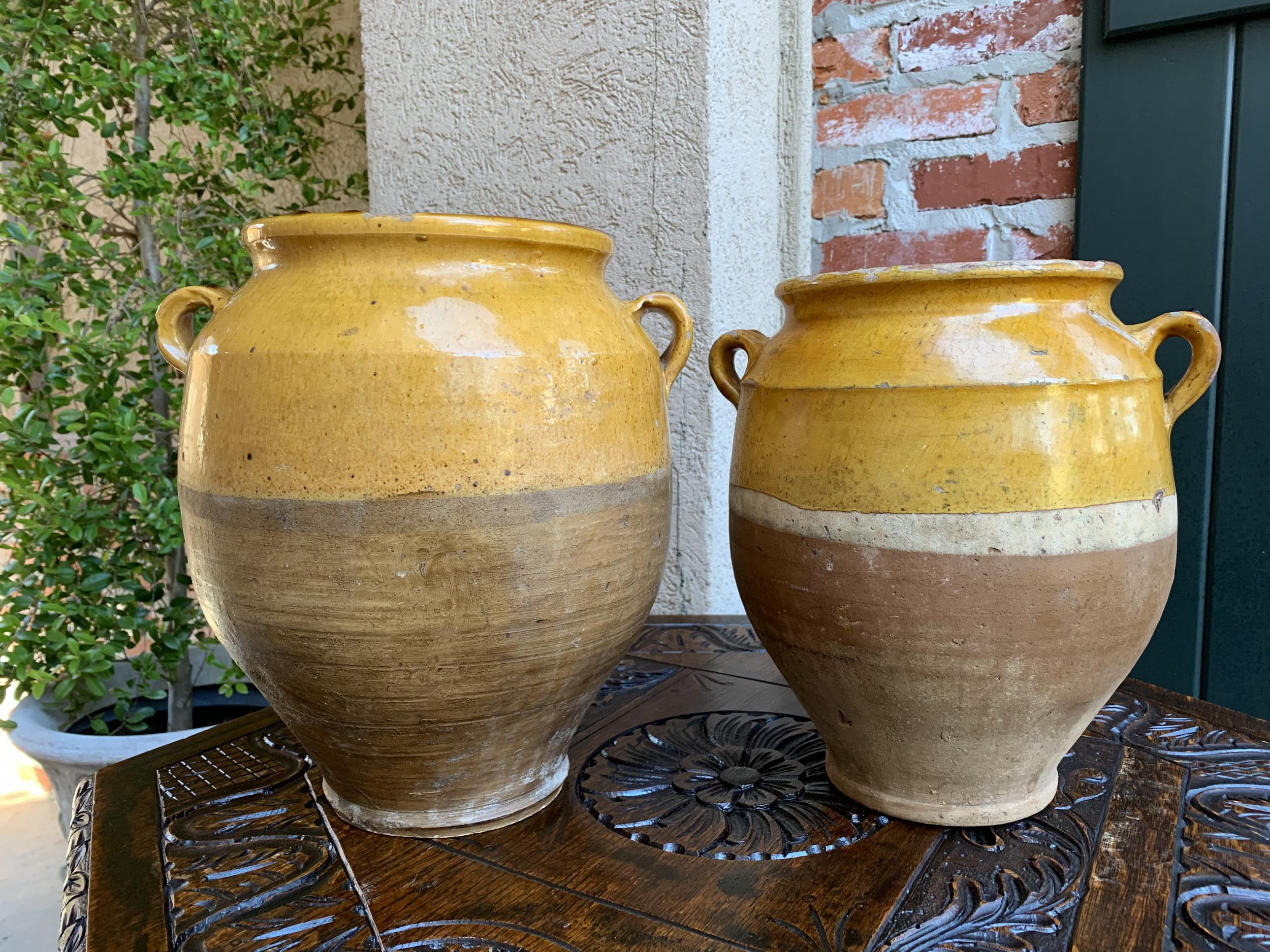Set of 2 Antique French Confit Pot Yellow Glazed Pottery Provence, 19th Century In Fair Condition In Shreveport, LA