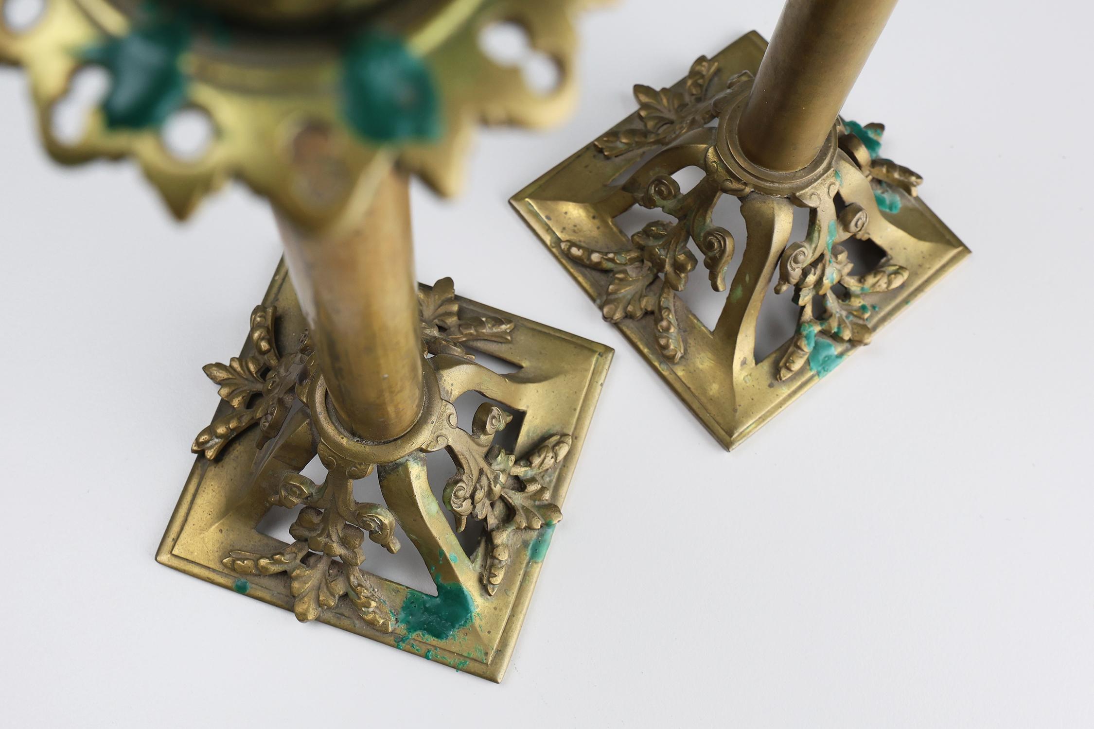 Set of 2 Antique French copper candlesticks in Baroque style, 1900s For Sale 3