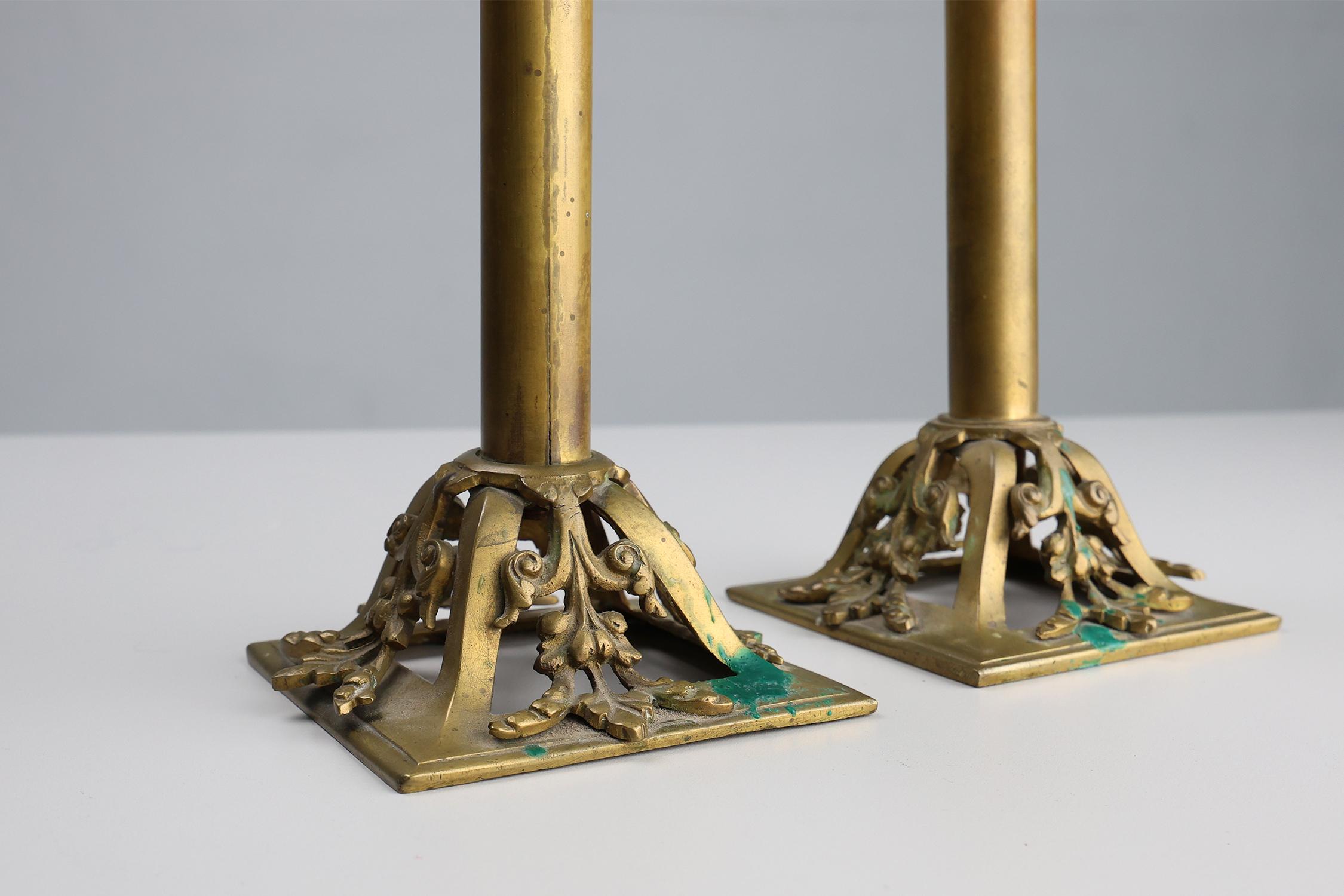 Set of 2 Antique French copper candlesticks in Baroque style, 1900s For Sale 1