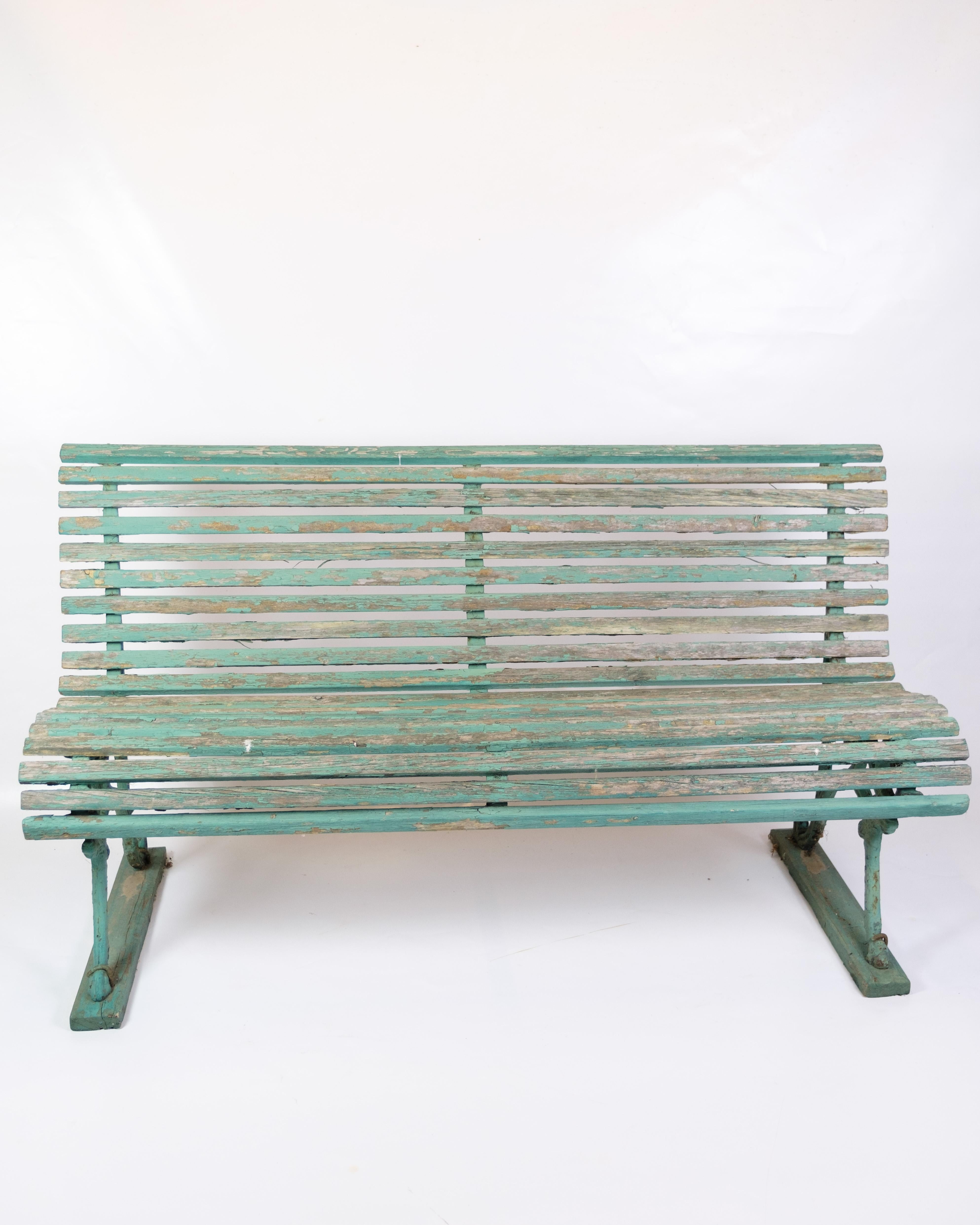 Mid-Century moderno Set di 2 panchine da parco Antique French dipinte di verde degli anni '30 in vendita