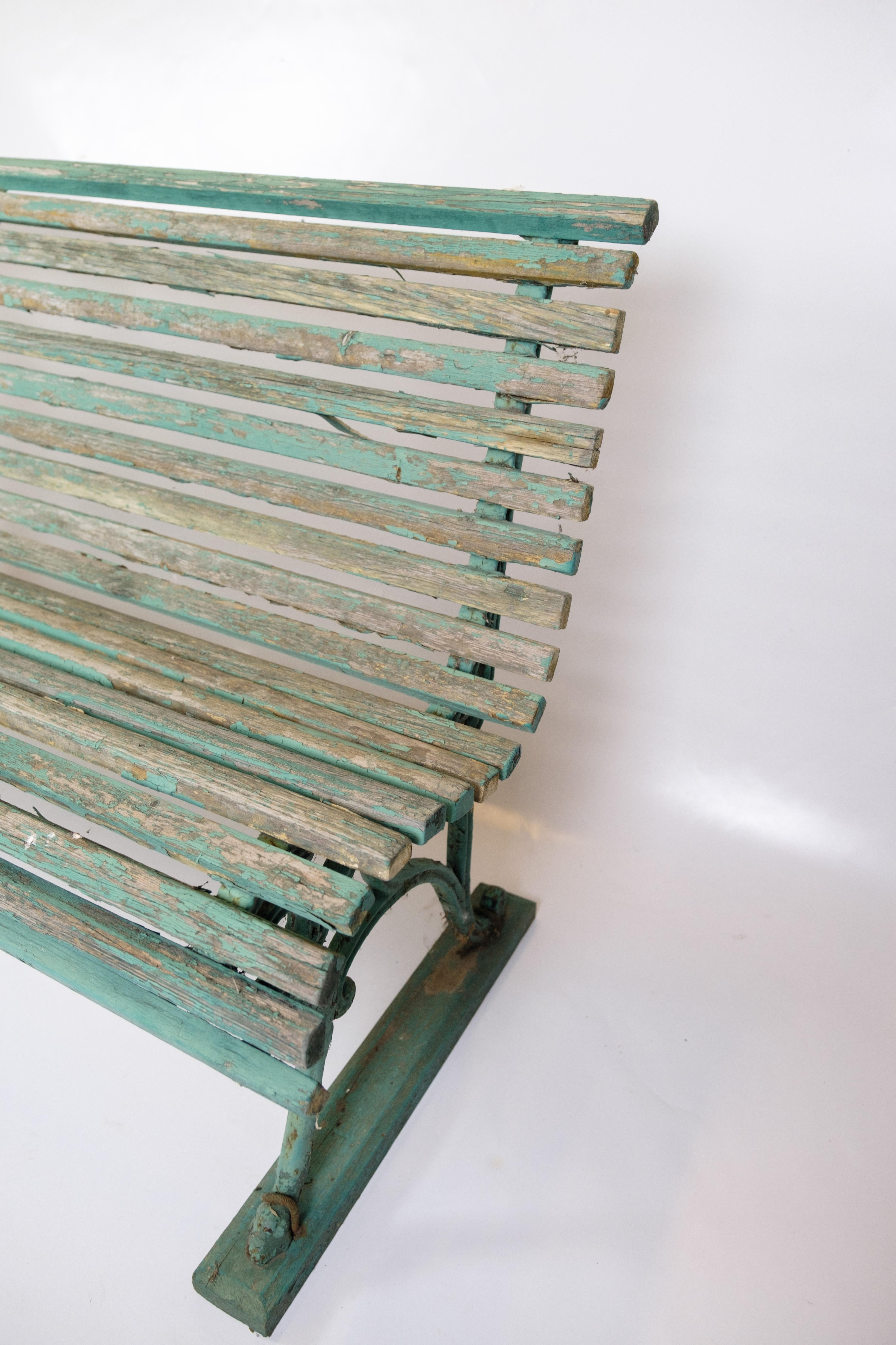 Metà XX secolo Set di 2 panchine da parco Antique French dipinte di verde degli anni '30 in vendita