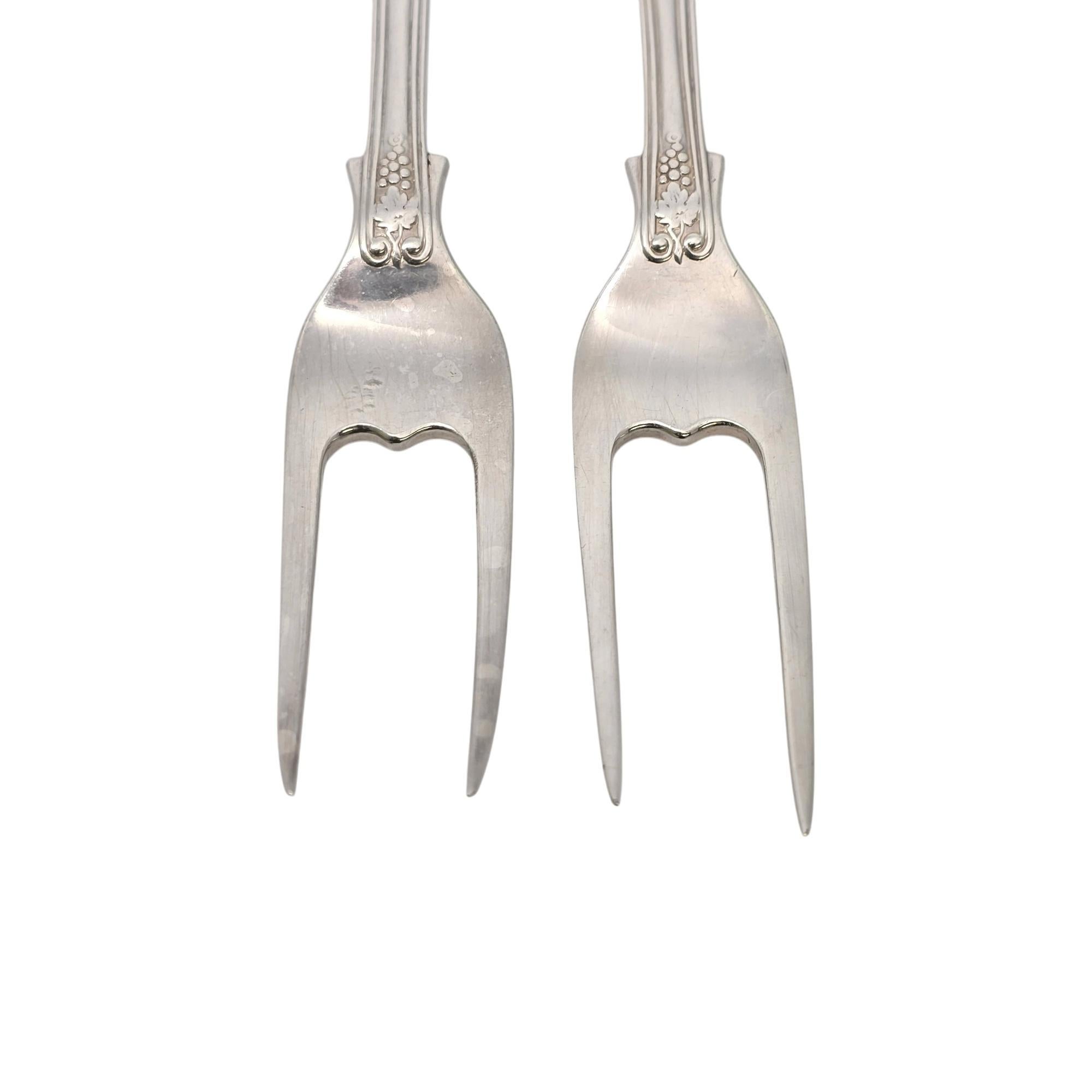 Set di 2 forchette da carne in argento Sterling di George Adams Chawner & Co. in vendita 1