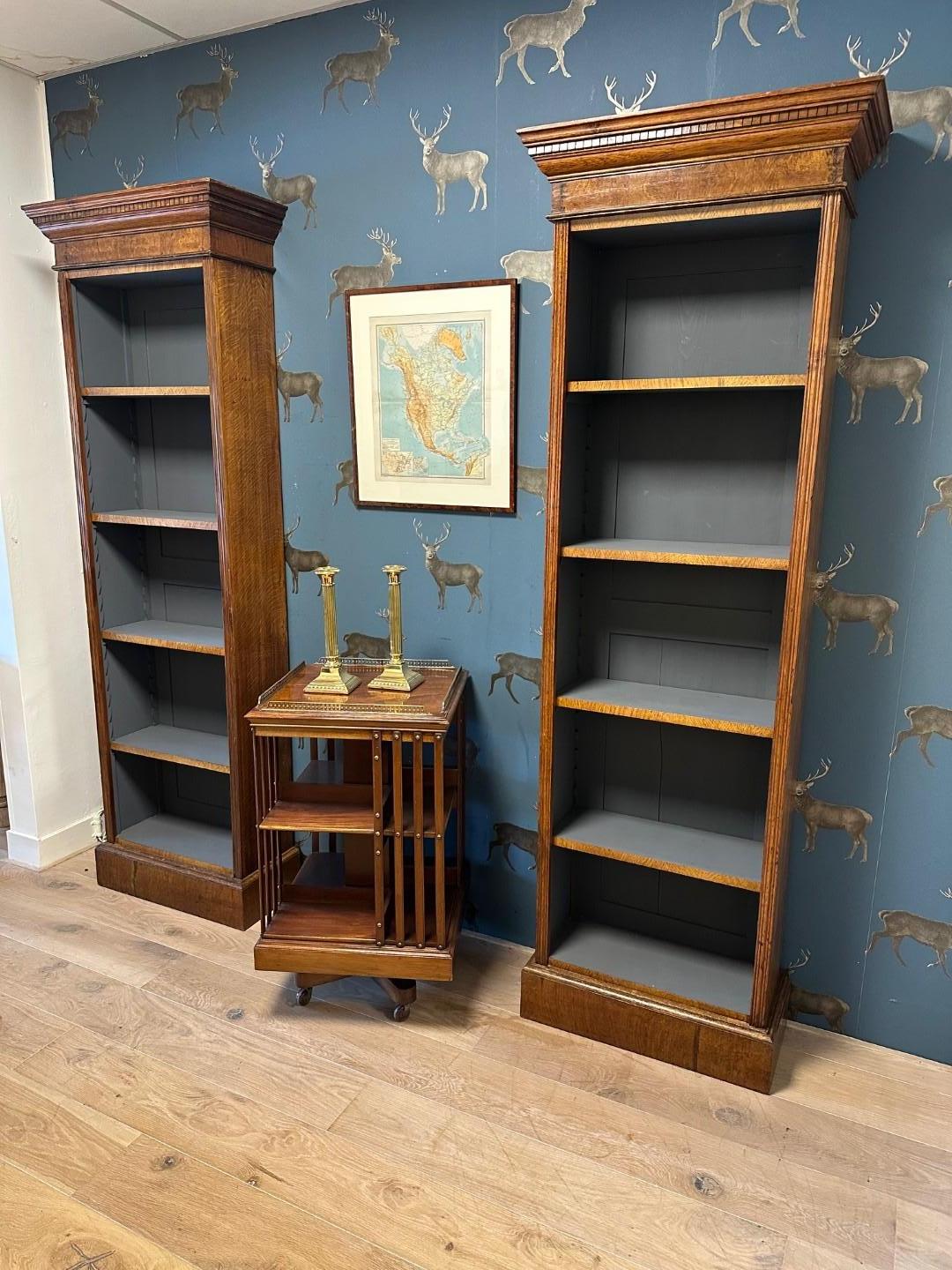 ensemble de 2 bibliothèques ouvertes antiques en vente 6